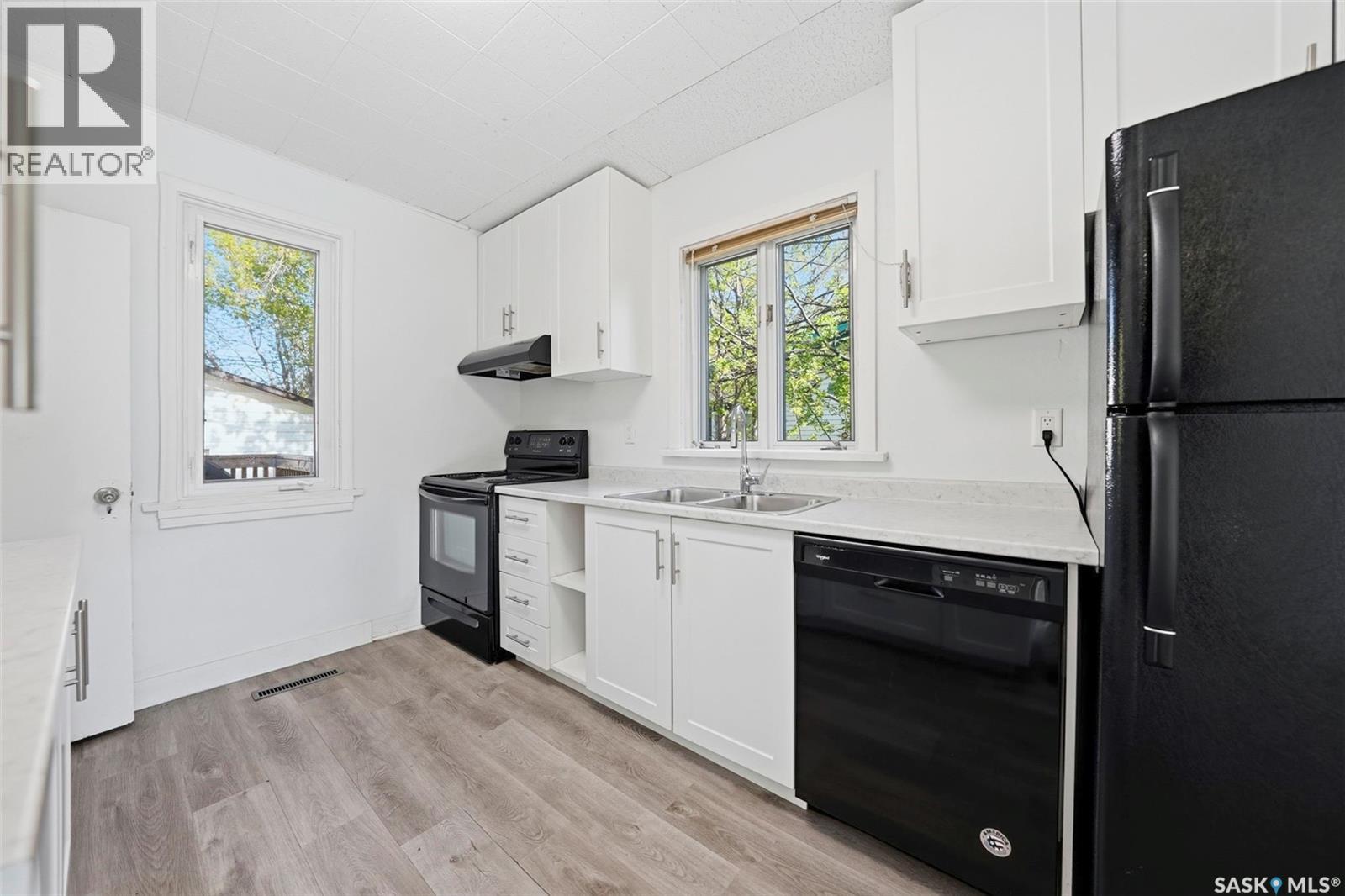 1917 Lorne Avenue, Saskatoon, Saskatchewan  S7J 0R2 - Photo 6 - SK037137