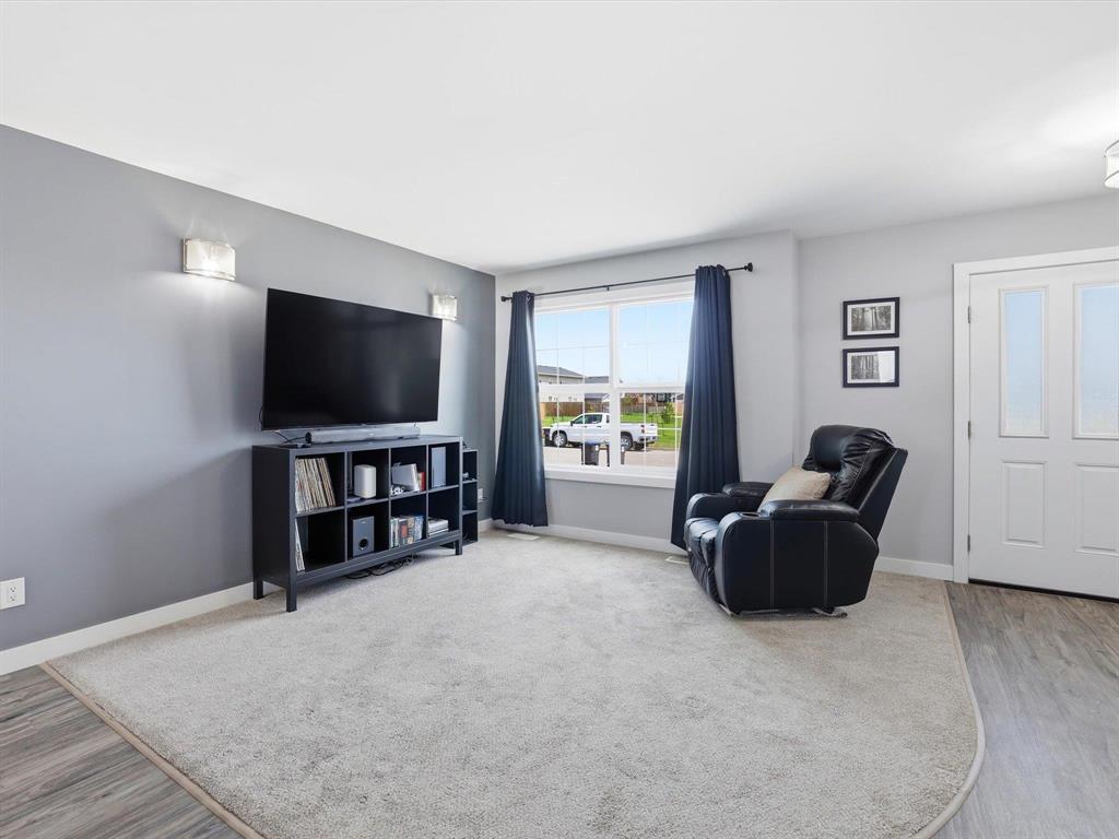 108 Imperial Crescent, Steinbach, Manitoba  R5G 2T7 - Photo 10 - 202611785
