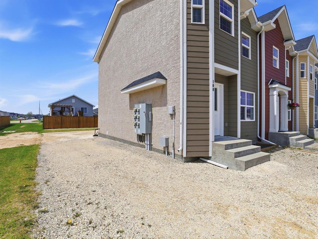 108 Imperial Crescent, Steinbach, Manitoba  R5G 2T7 - Photo 32 - 202611785