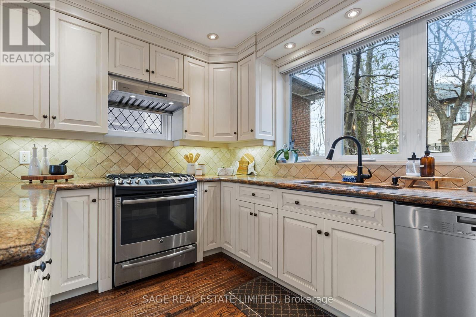 85 Weybourne Crescent, Toronto, Ontario  M4N 2R6 - Photo 10 - C13175226