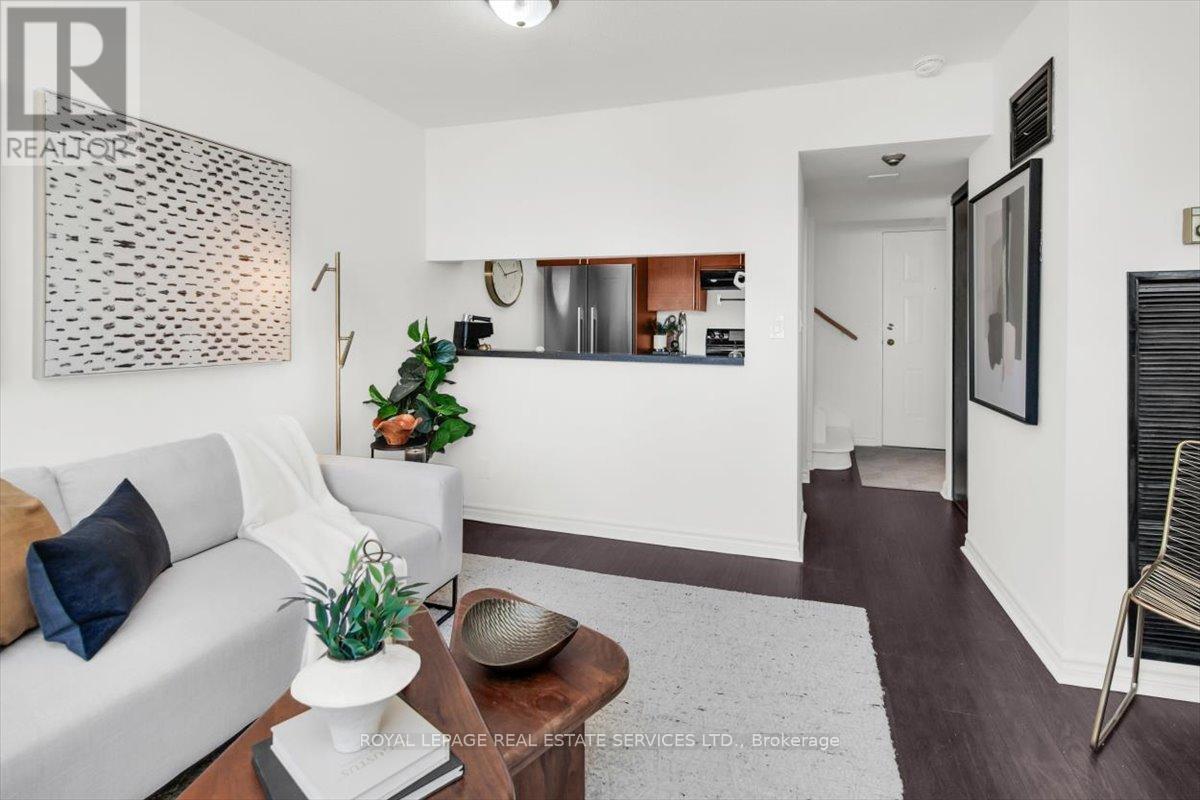 1202 - 222 The Esplanade, Toronto, Ontario  M5A 4M8 - Photo 12 - C13175280