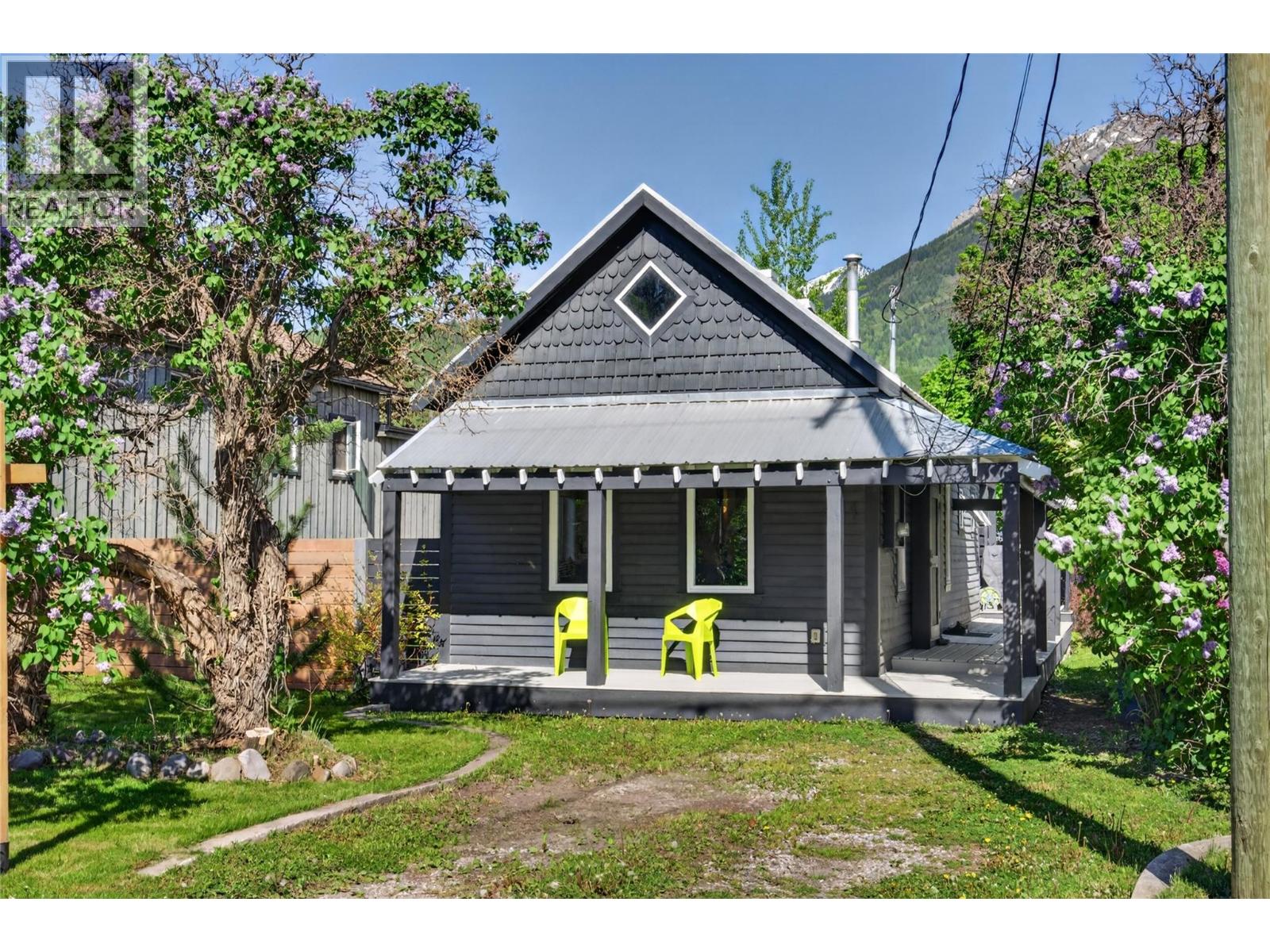461 6TH Avenue, fernie, British Columbia