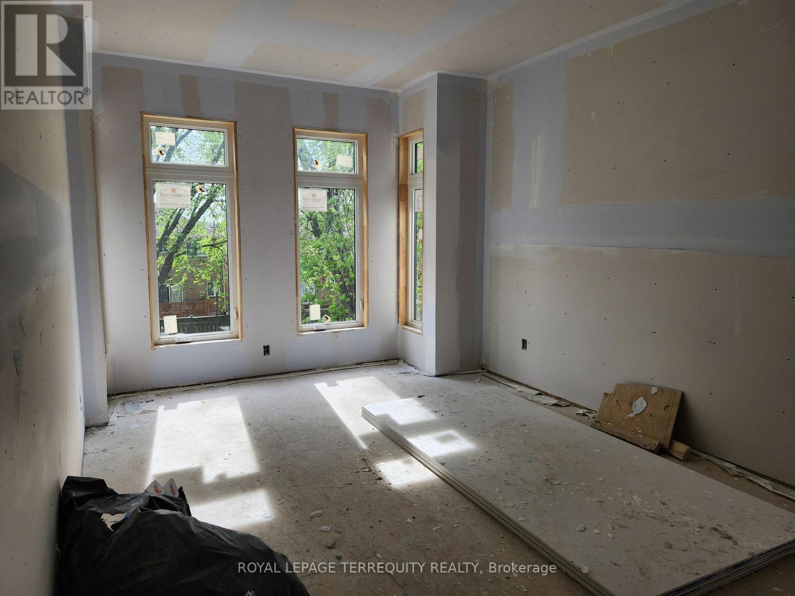 3370 Brimley Road, Toronto, Ontario  M1V 4X6 - Photo 4 - E13175312