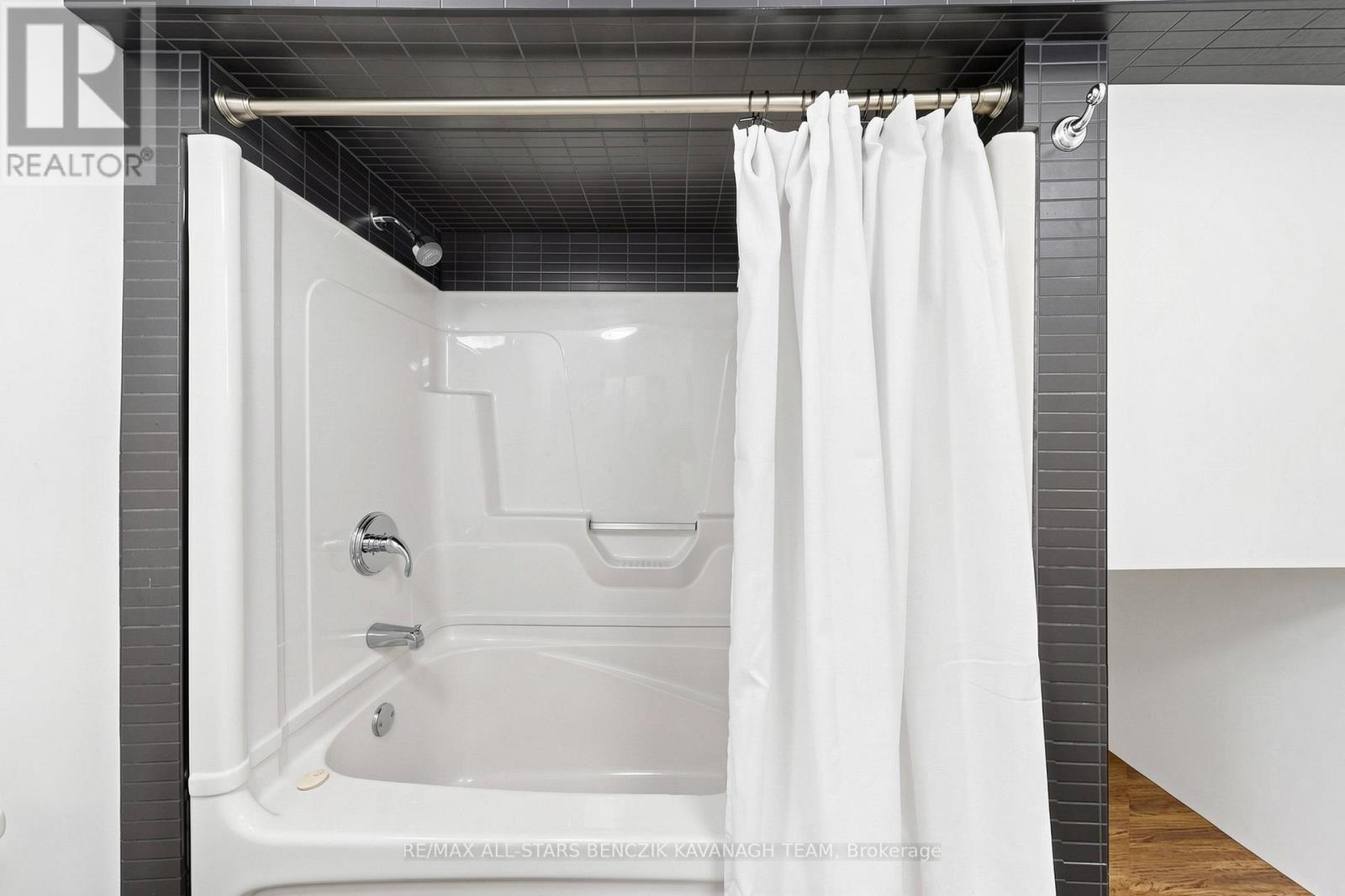 522 Sheppard Avenue, Pickering, Ontario  L1V 1E8 - Photo 23 - E13175322