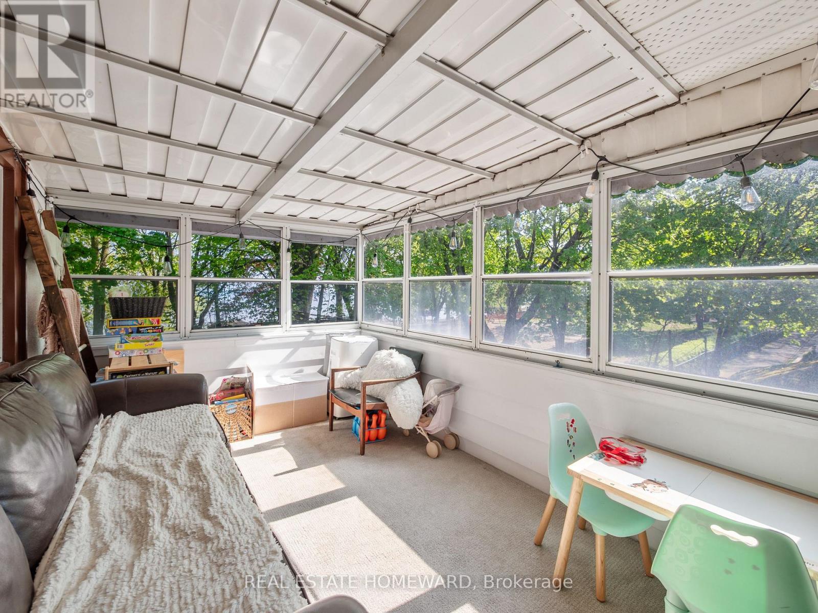 4 Silver Birch Avenue, Toronto, Ontario  M4E 3K9 - Photo 18 - E13175330