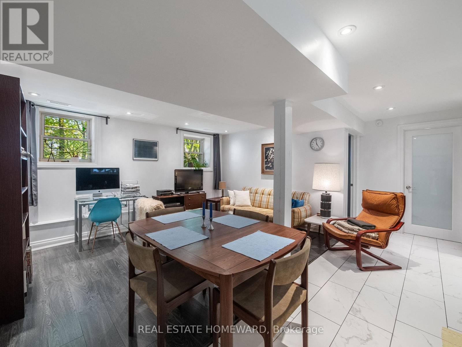 4 Silver Birch Avenue, Toronto, Ontario  M4E 3K9 - Photo 19 - E13175330