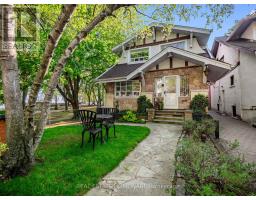 4 SILVER BIRCH AVENUE, Toronto, Ontario