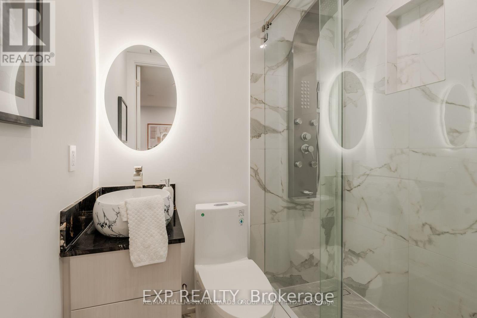 Lower - 19 Devon Road, Toronto, Ontario  M4E 2J7 - Photo 4 - E13175342