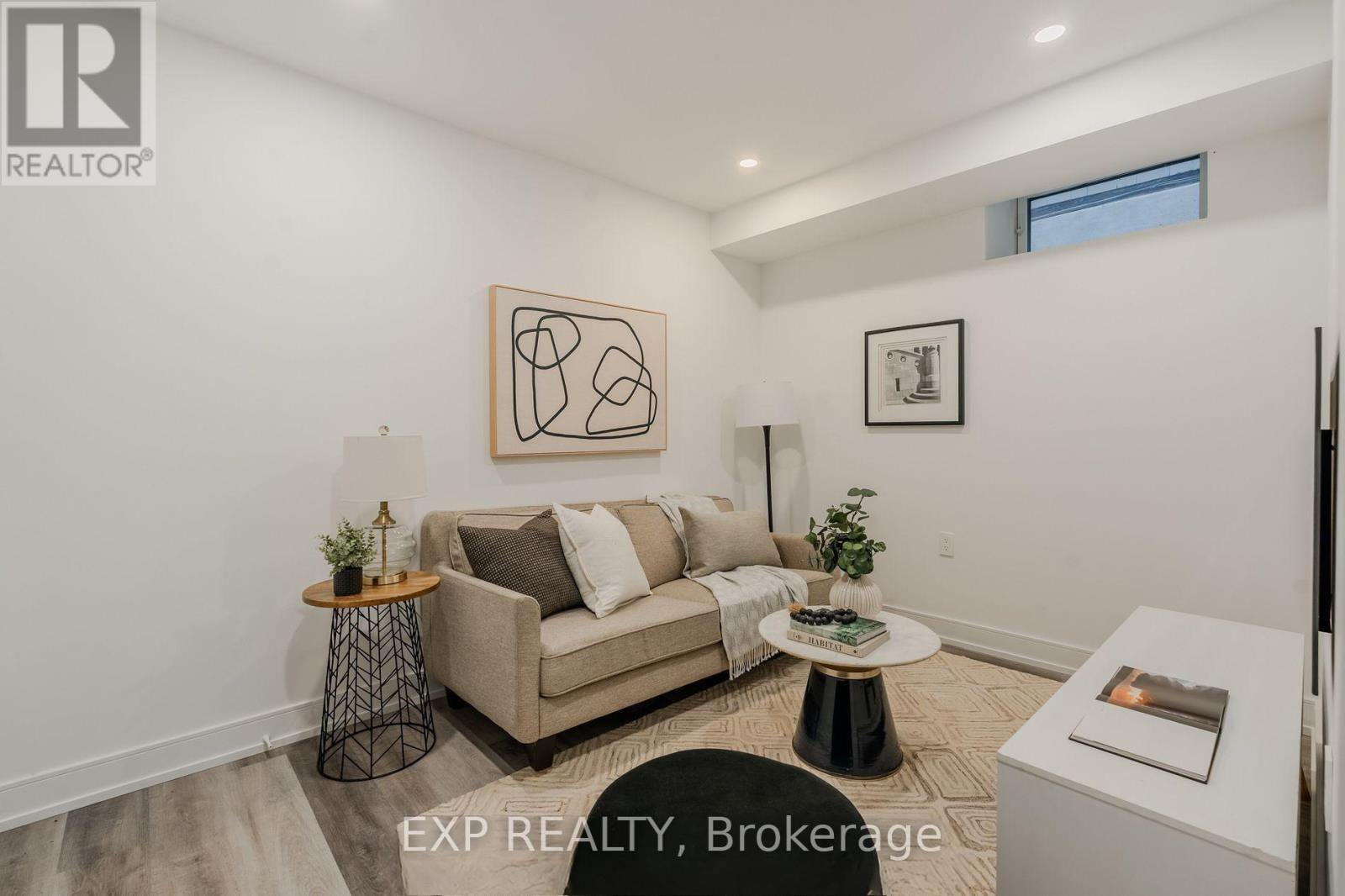 Lower - 19 Devon Road, Toronto, Ontario  M4E 2J7 - Photo 5 - E13175342