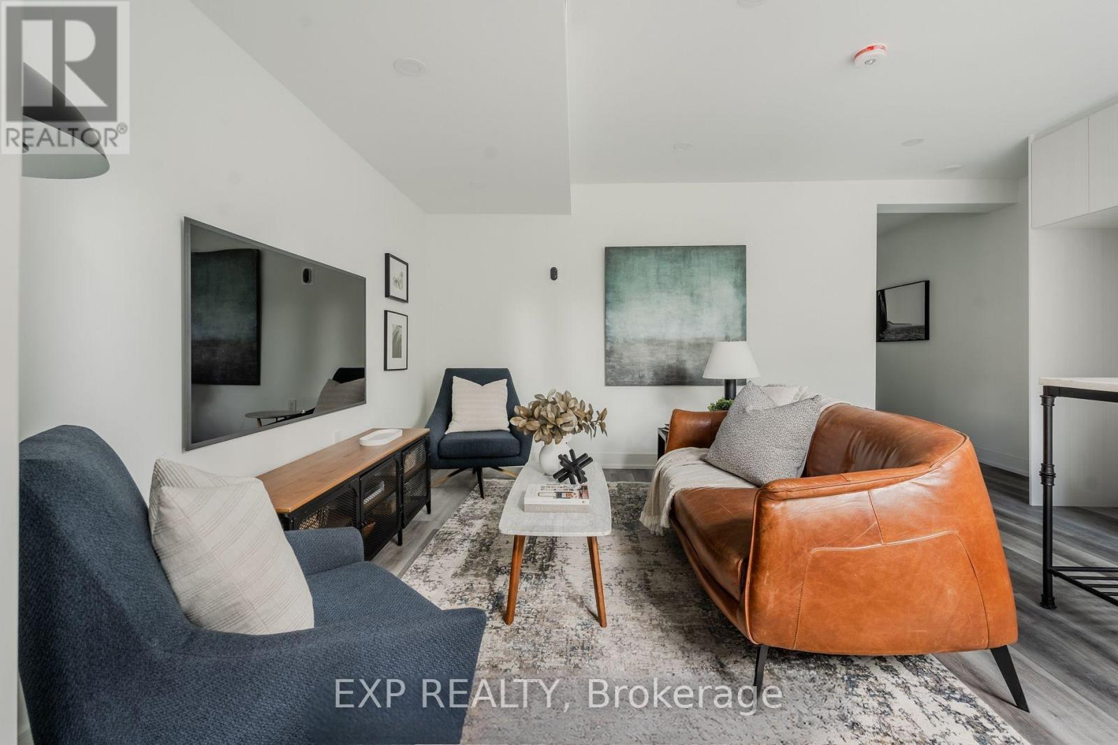 Lower - 19 Devon Road, Toronto, Ontario  M4E 2J7 - Photo 8 - E13175342