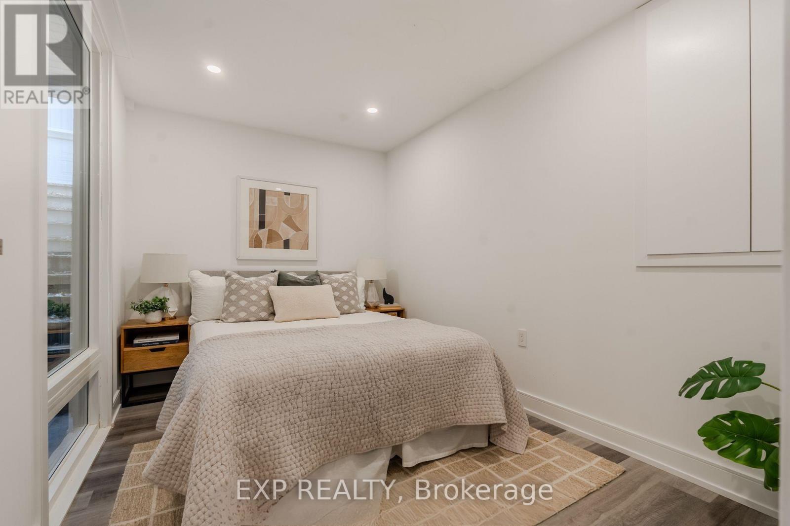 Lower - 19 Devon Road, Toronto, Ontario  M4E 2J7 - Photo 9 - E13175342