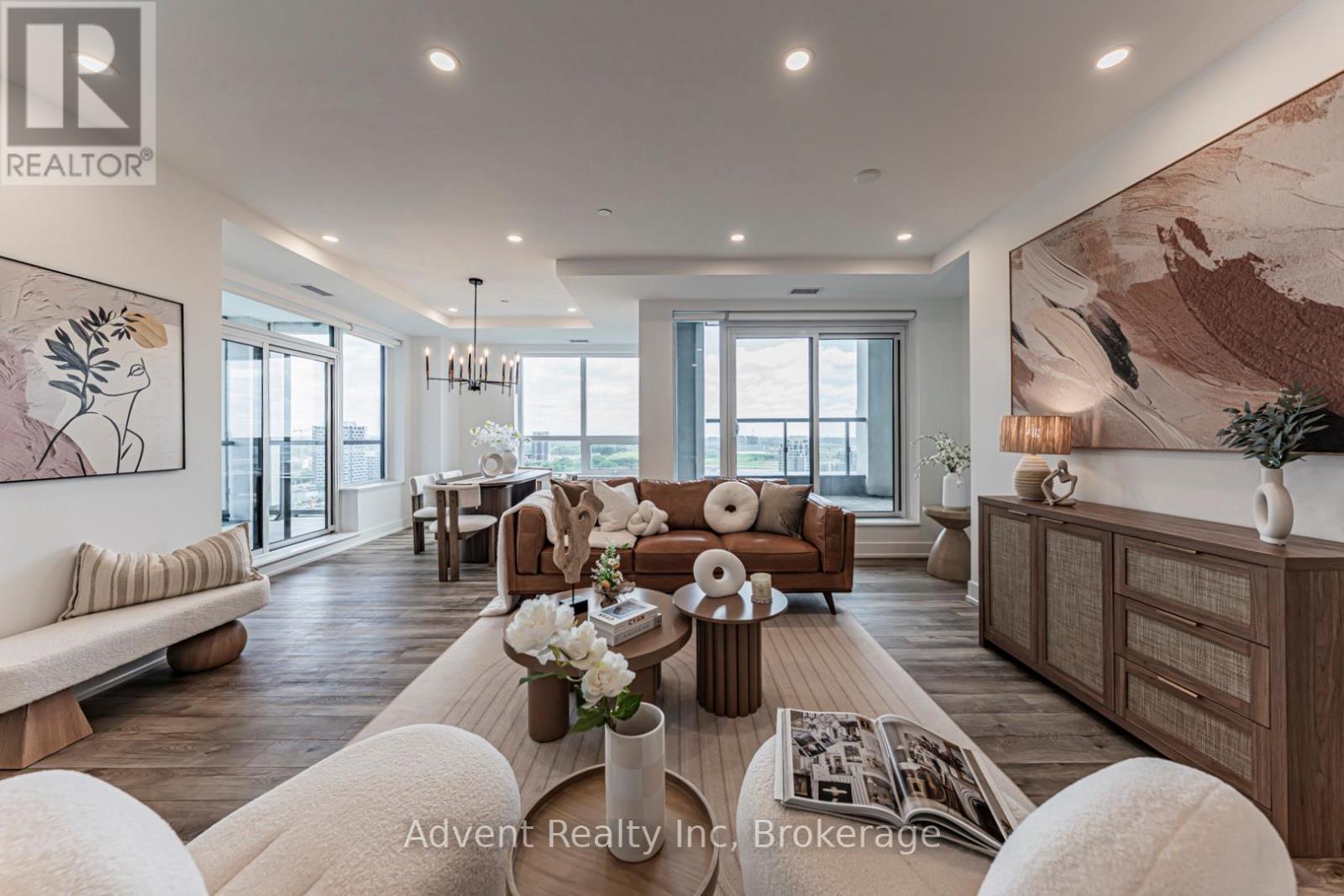 LPH05 - 8 CEDARLAND DRIVE, Markham, Ontario