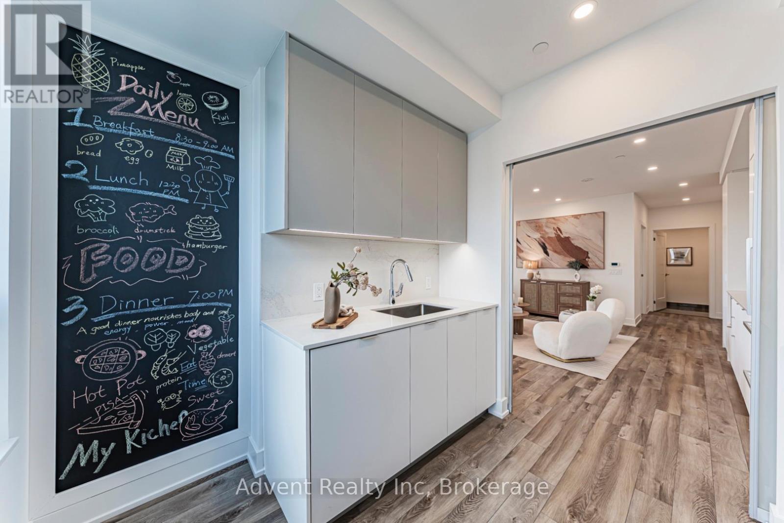 Lph05 - 8 Cedarland Drive, Markham, Ontario  L6G 0H4 - Photo 11 - N13175216