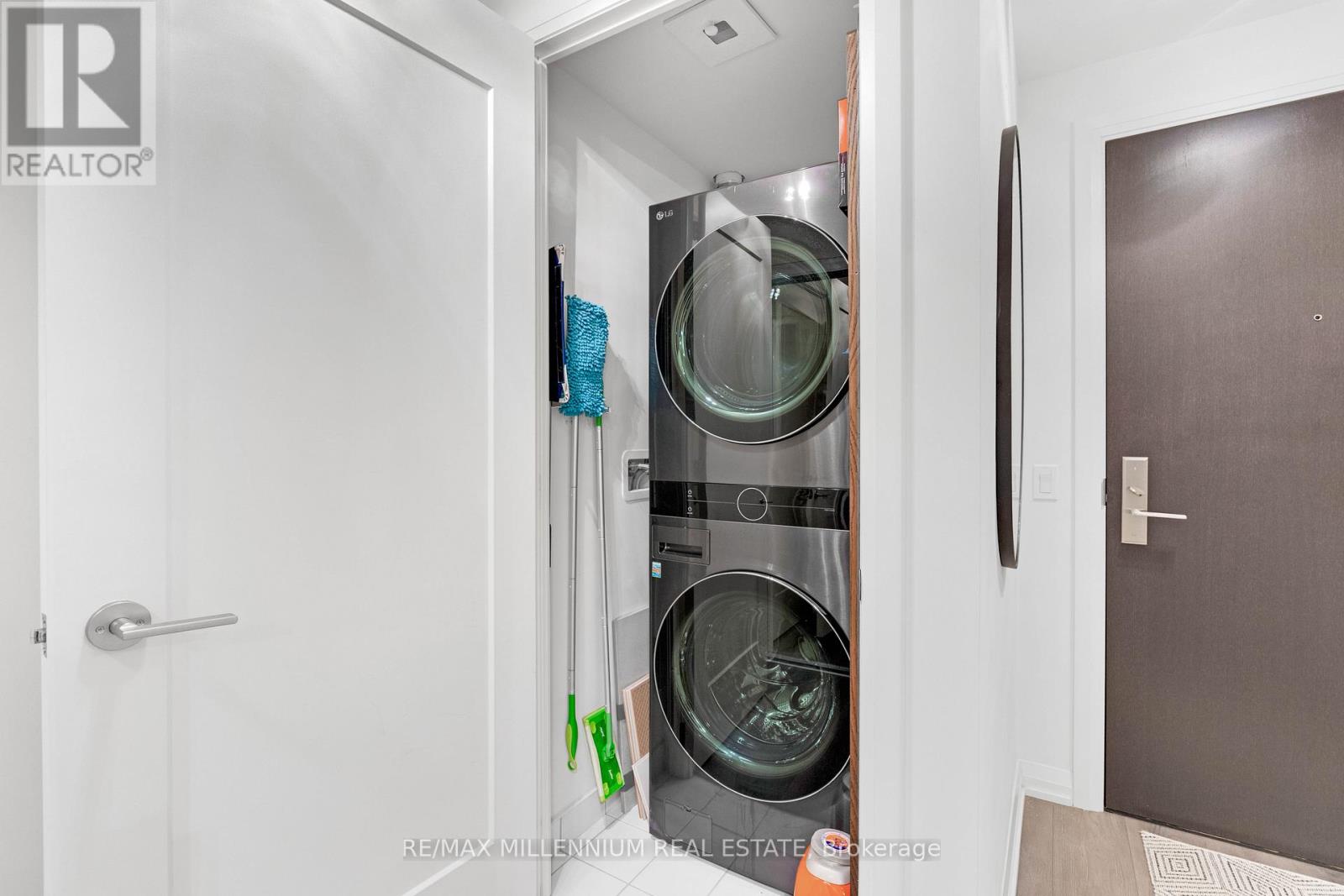 209 - 9000 Jane Street, Vaughan, Ontario  L4K 0M6 - Photo 14 - N13175232