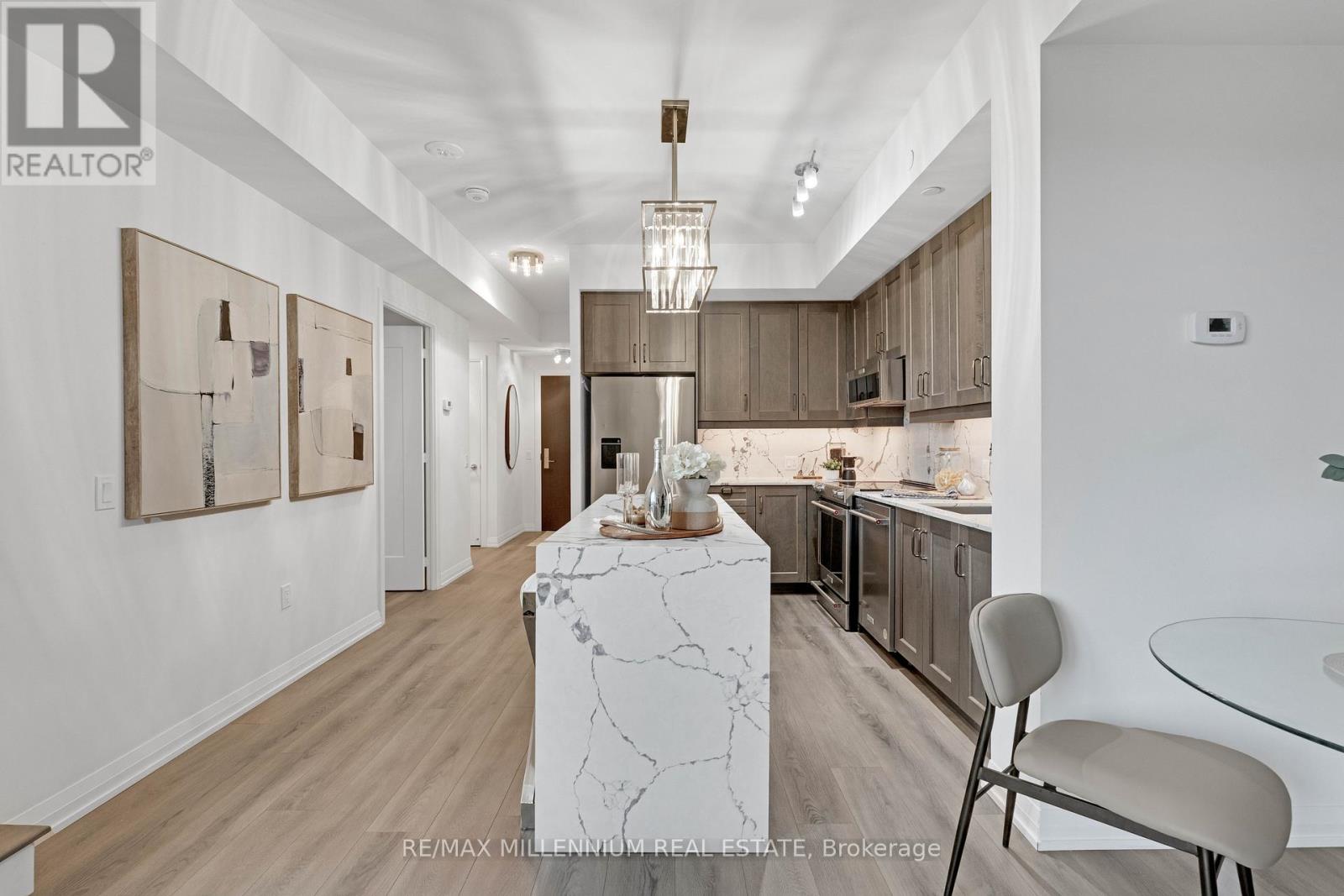 209 - 9000 Jane Street, Vaughan, Ontario  L4K 0M6 - Photo 3 - N13175232