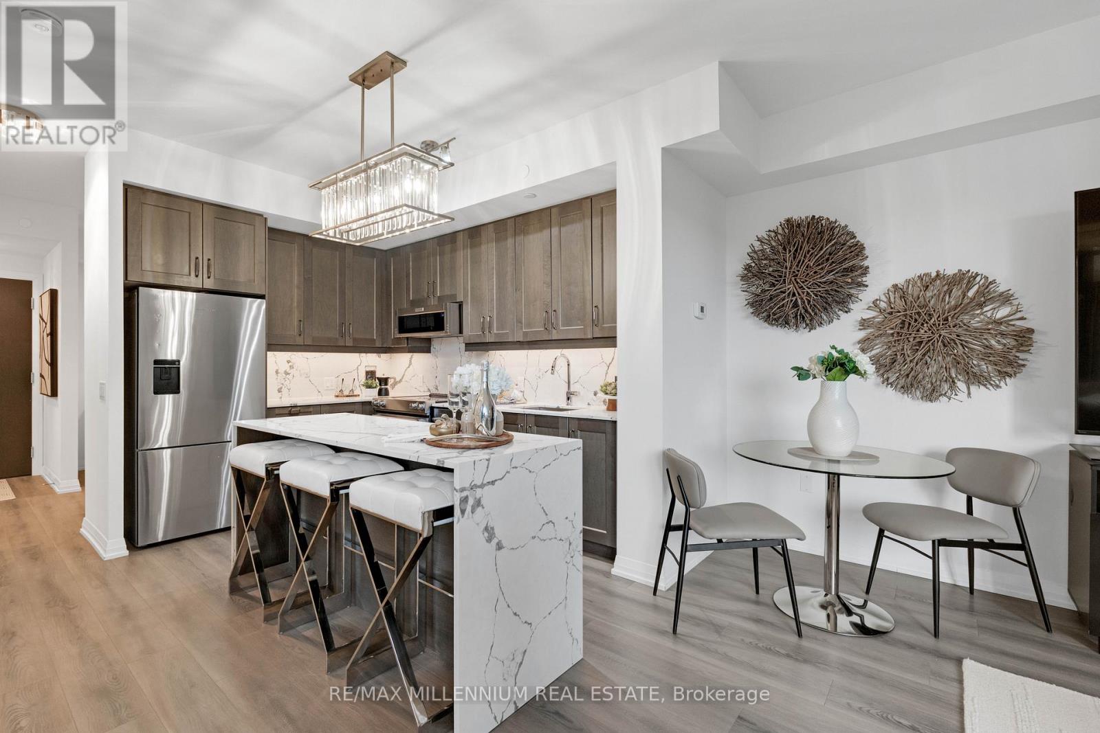 209 - 9000 Jane Street, Vaughan, Ontario  L4K 0M6 - Photo 4 - N13175232