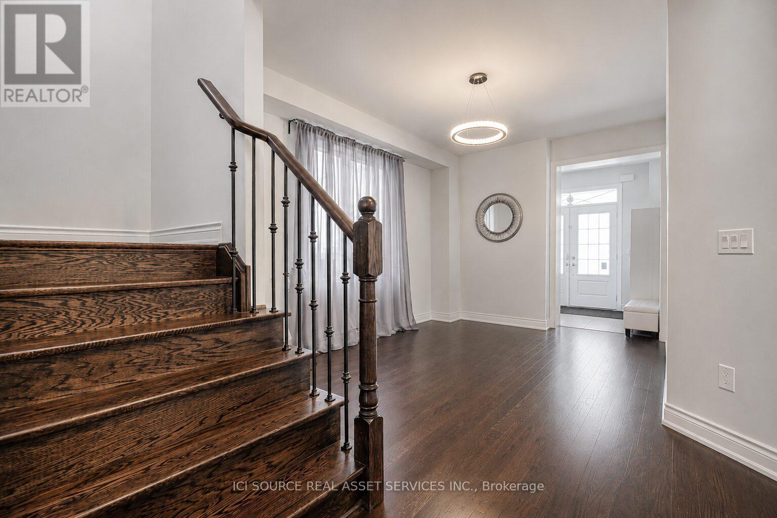 739 Clifford Perry Place, Newmarket, Ontario  L3X 0J3 - Photo 7 - N13175284