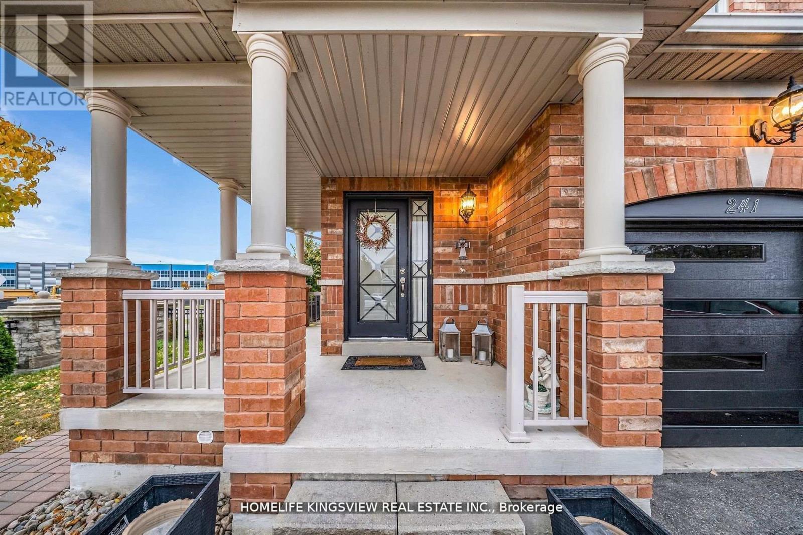 241 Canada Drive, Vaughan, Ontario  L4H 0K2 - Photo 3 - N13175290