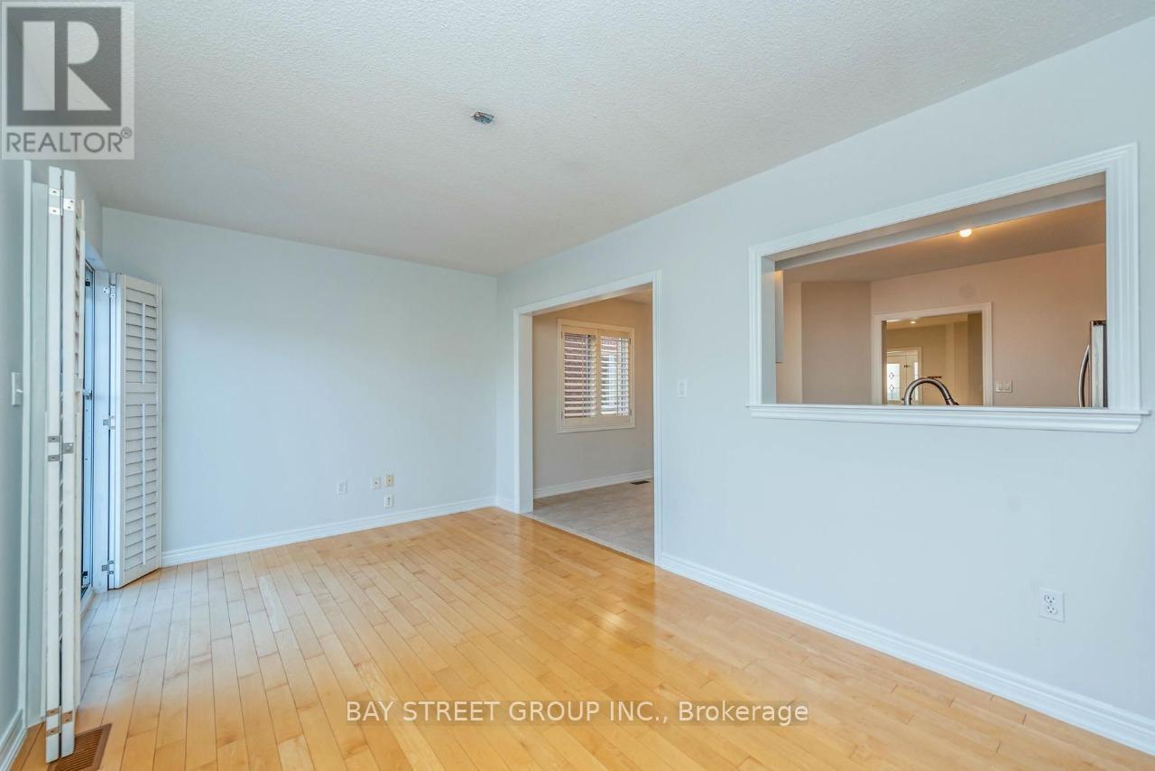 130 Royal Appian Crescent, Vaughan, Ontario  L4K 5L7 - Photo 10 - N13175302
