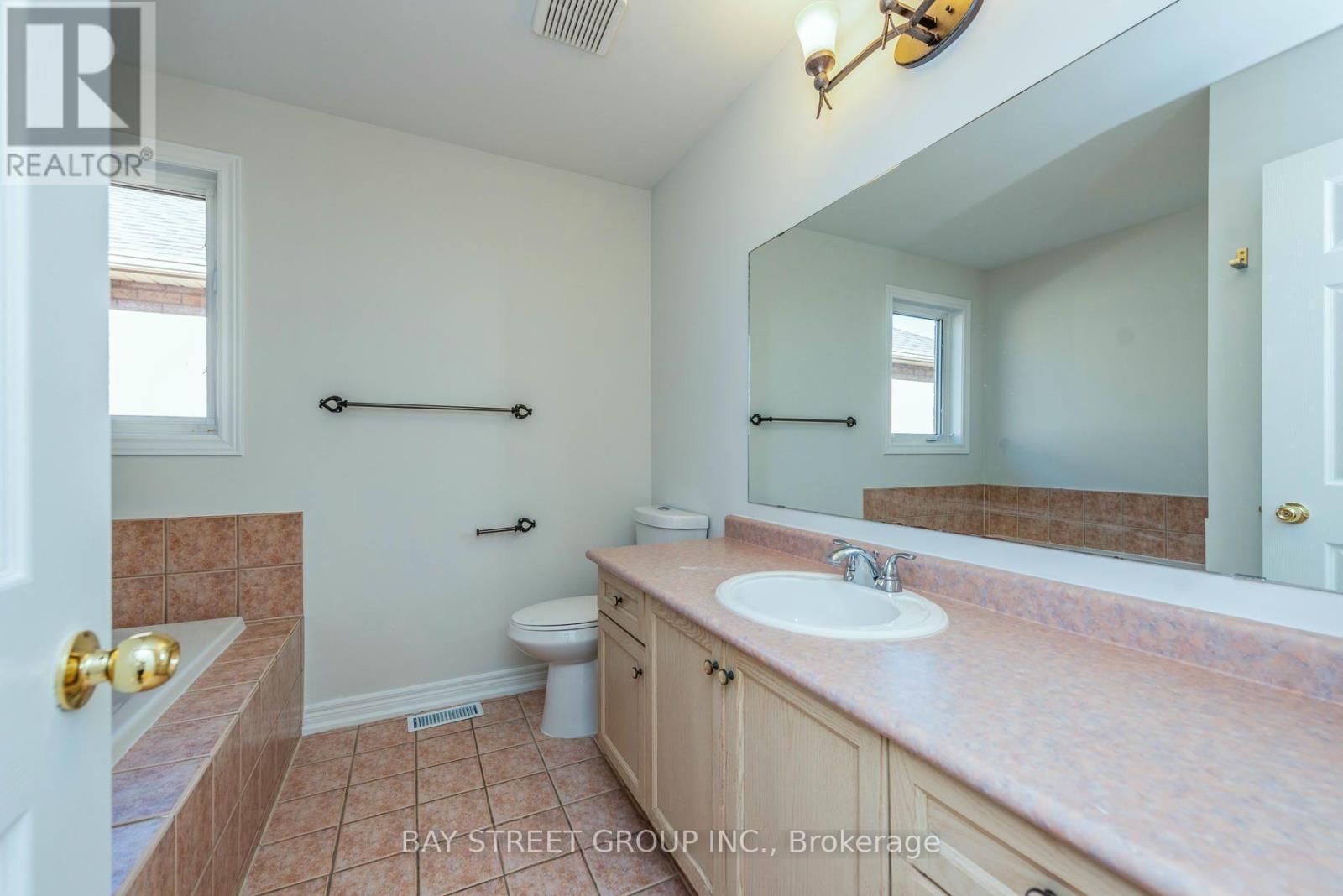 130 Royal Appian Crescent, Vaughan, Ontario  L4K 5L7 - Photo 24 - N13175302