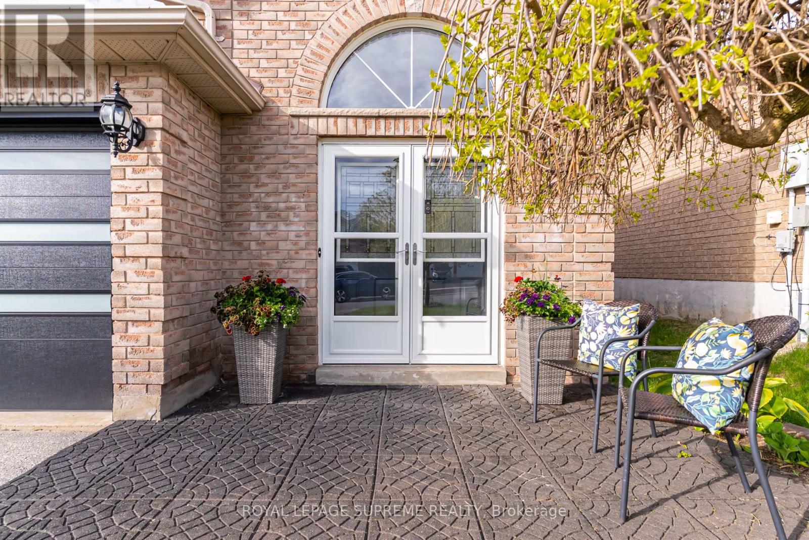146 Cunningham Drive, Barrie, Ontario  L4N 5R3 - Photo 3 - S13175246