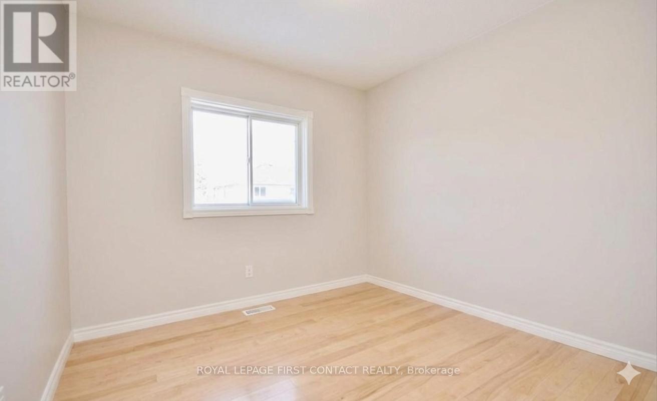 88 Michael Crescent, Barrie, Ontario  L4M 7C9 - Photo 7 - S13175264