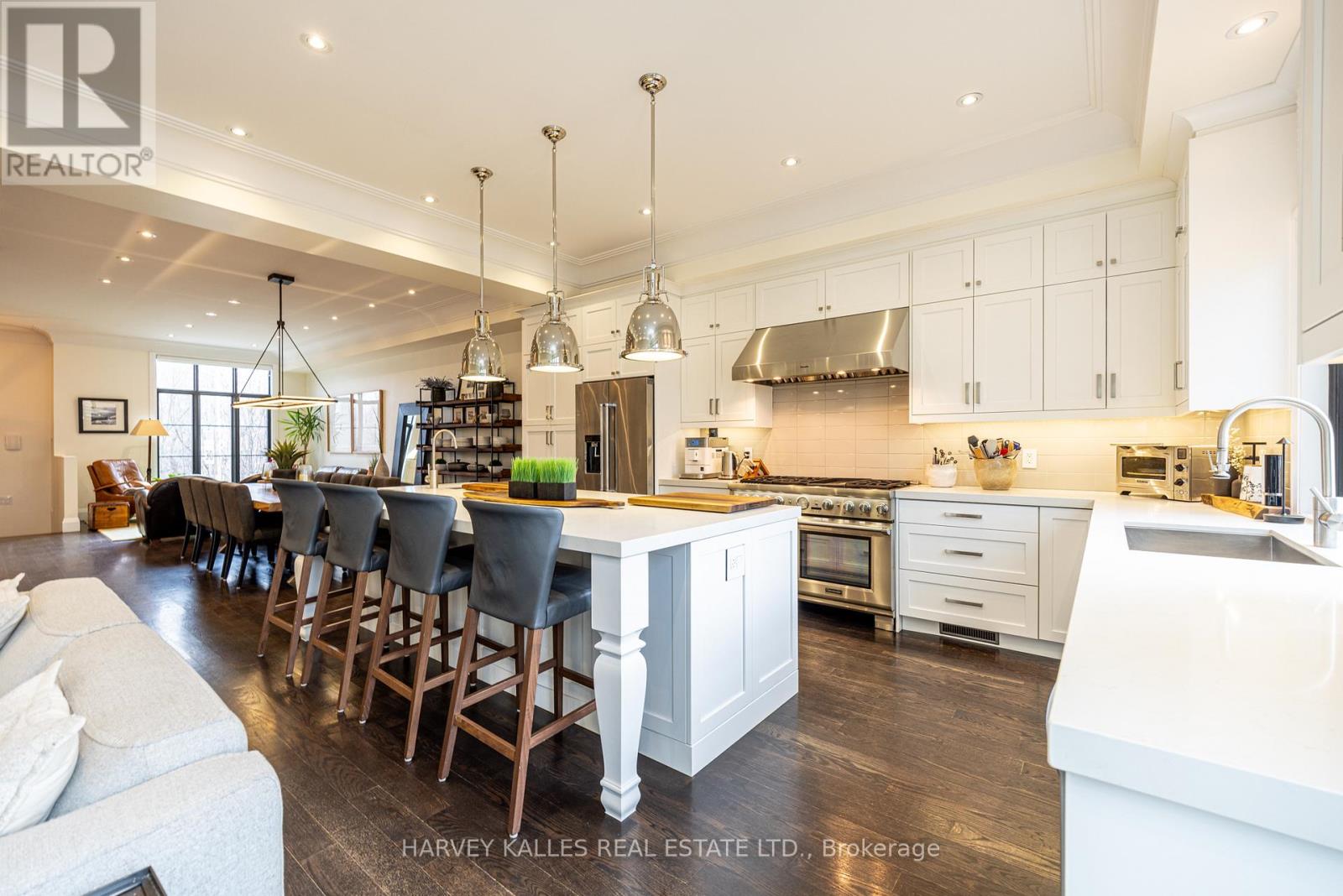 488 Arlington Avenue, Toronto, Ontario  M6C 3A2 - Photo 13 - C12995338