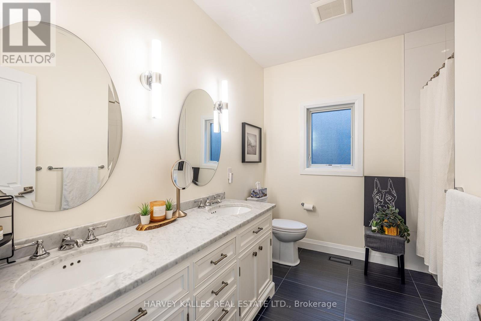 488 Arlington Avenue, Toronto, Ontario  M6C 3A2 - Photo 26 - C12995338