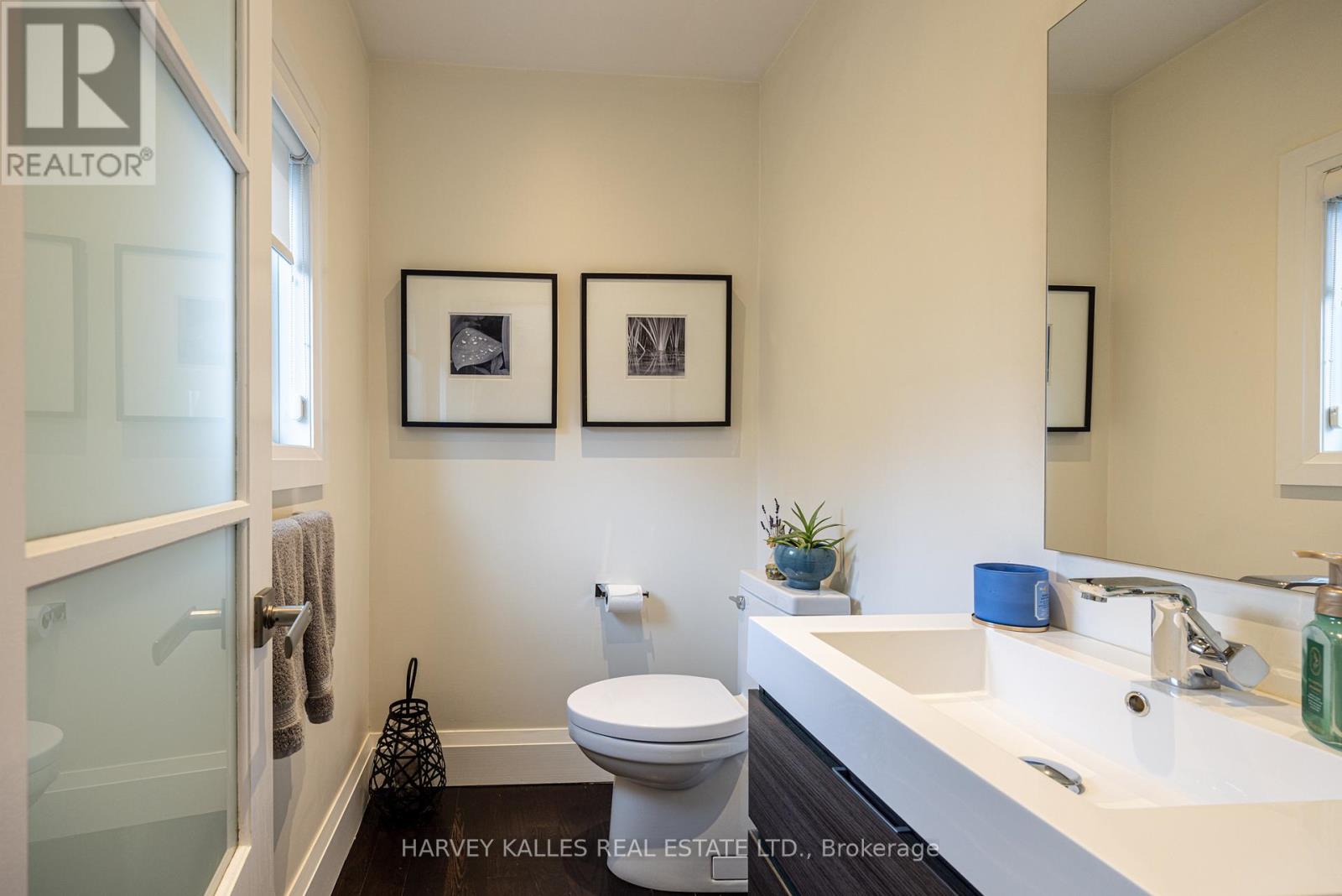 488 Arlington Avenue, Toronto, Ontario  M6C 3A2 - Photo 19 - C12995338