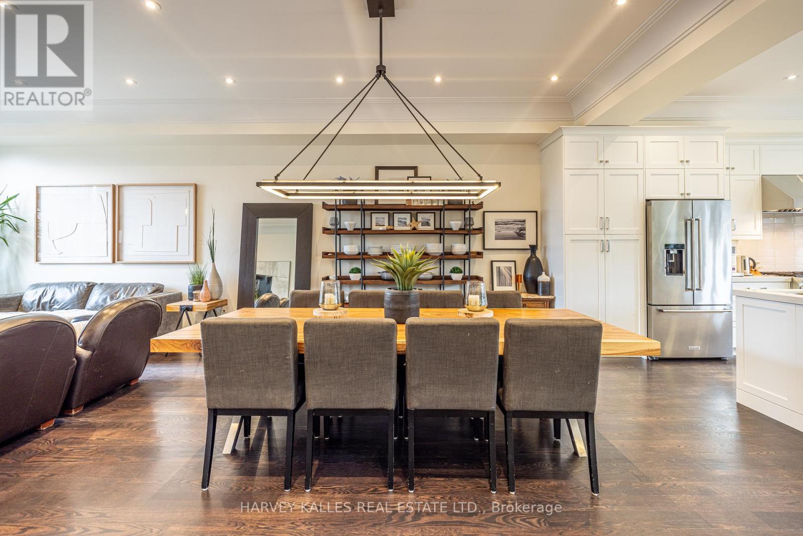 488 Arlington Avenue, Toronto, Ontario  M6C 3A2 - Photo 6 - C12995338