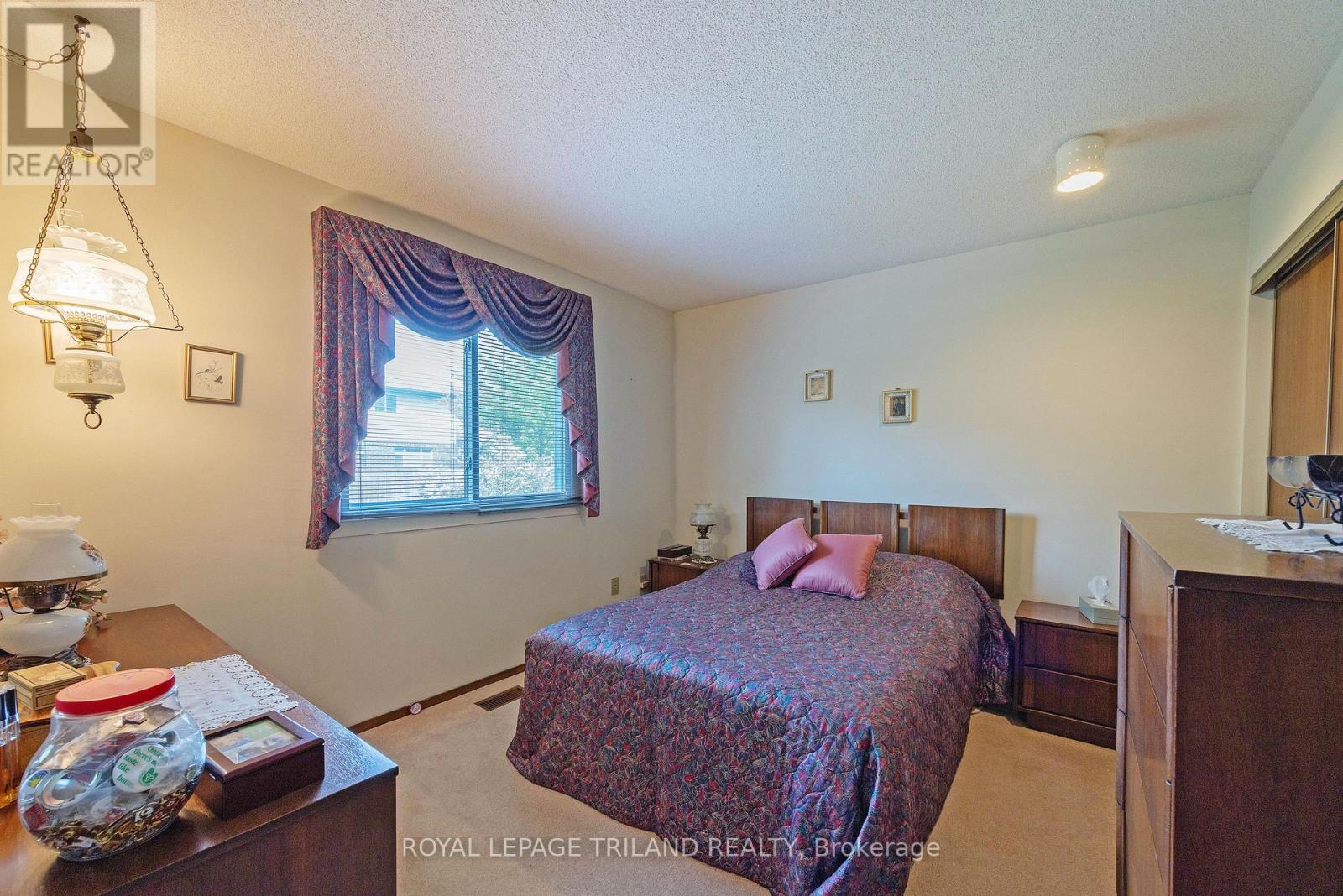 1697 Aldersbrook Road, London North, Ontario  N6G 3B7 - Photo 13 - X13175490