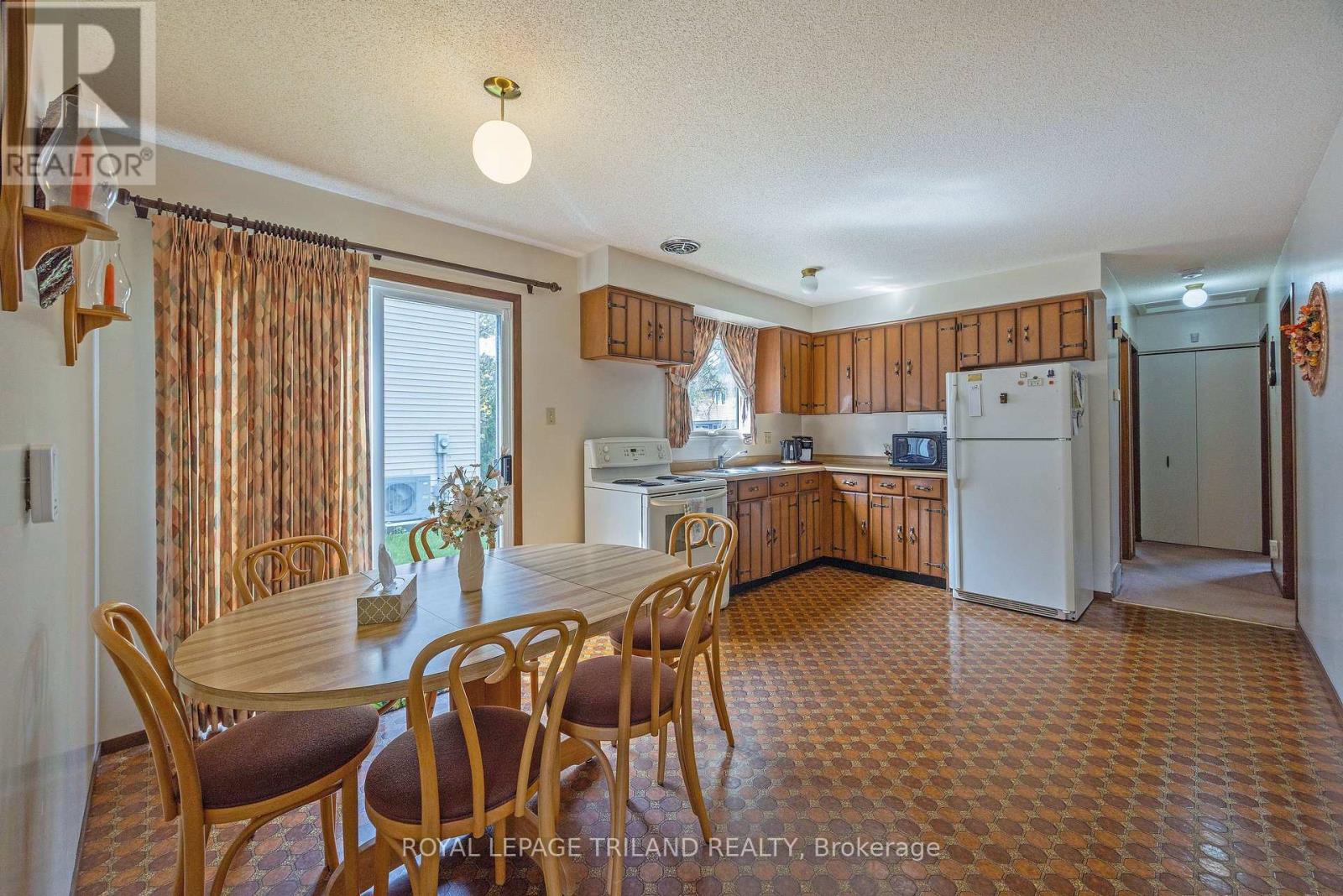 1697 Aldersbrook Road, London North, Ontario  N6G 3B7 - Photo 9 - X13175490
