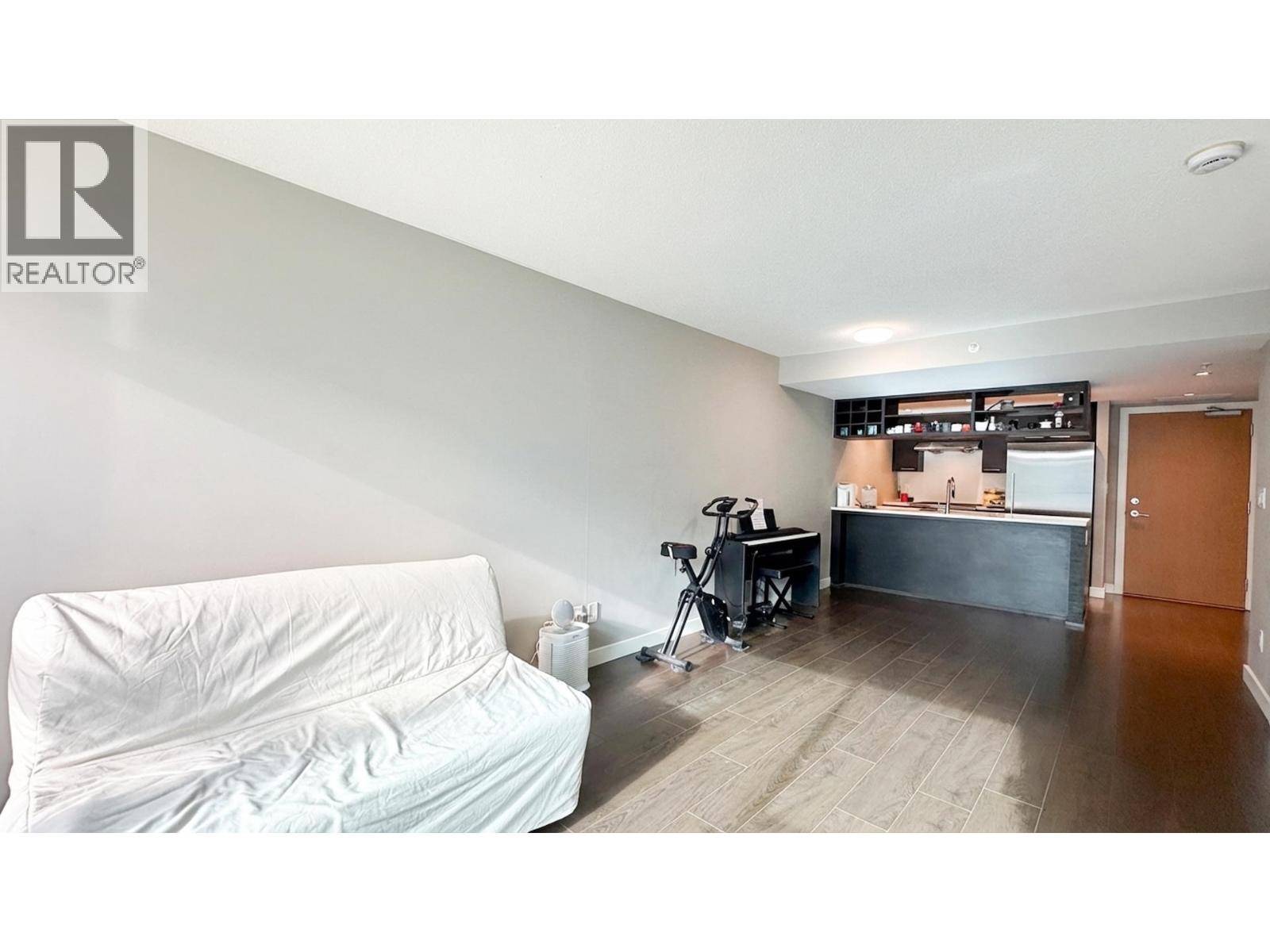 Listing Picture 7 of 7 : 856 6288 NO. 3 ROAD, Richmond / 烈治文 - 魯藝地產 Yvonne Lu Group - MLS Medallion Club Member