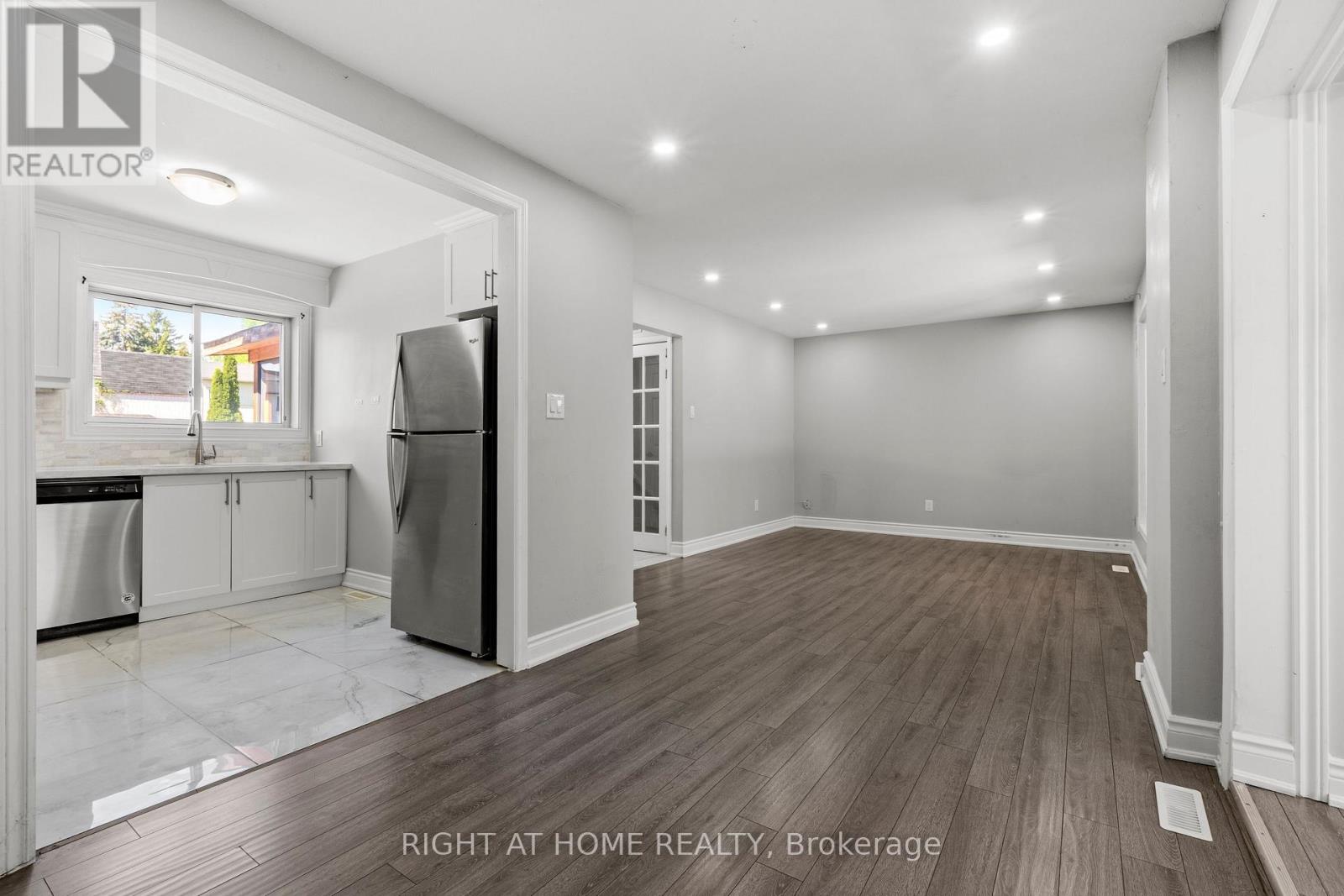 9 Highland Trail, Brampton, Ontario  L6S 1P4 - Photo 11 - W13175228