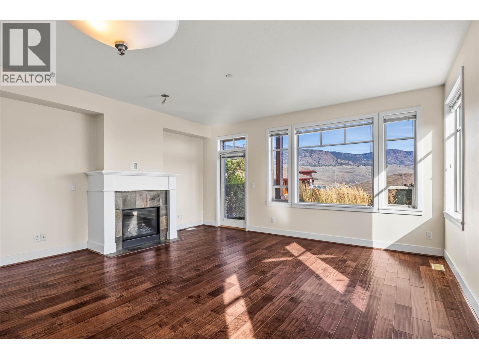 175 Holloway Drive Unit# 40, Kamloops, British Columbia  V1S 0B2 - Photo 2 - 10385681