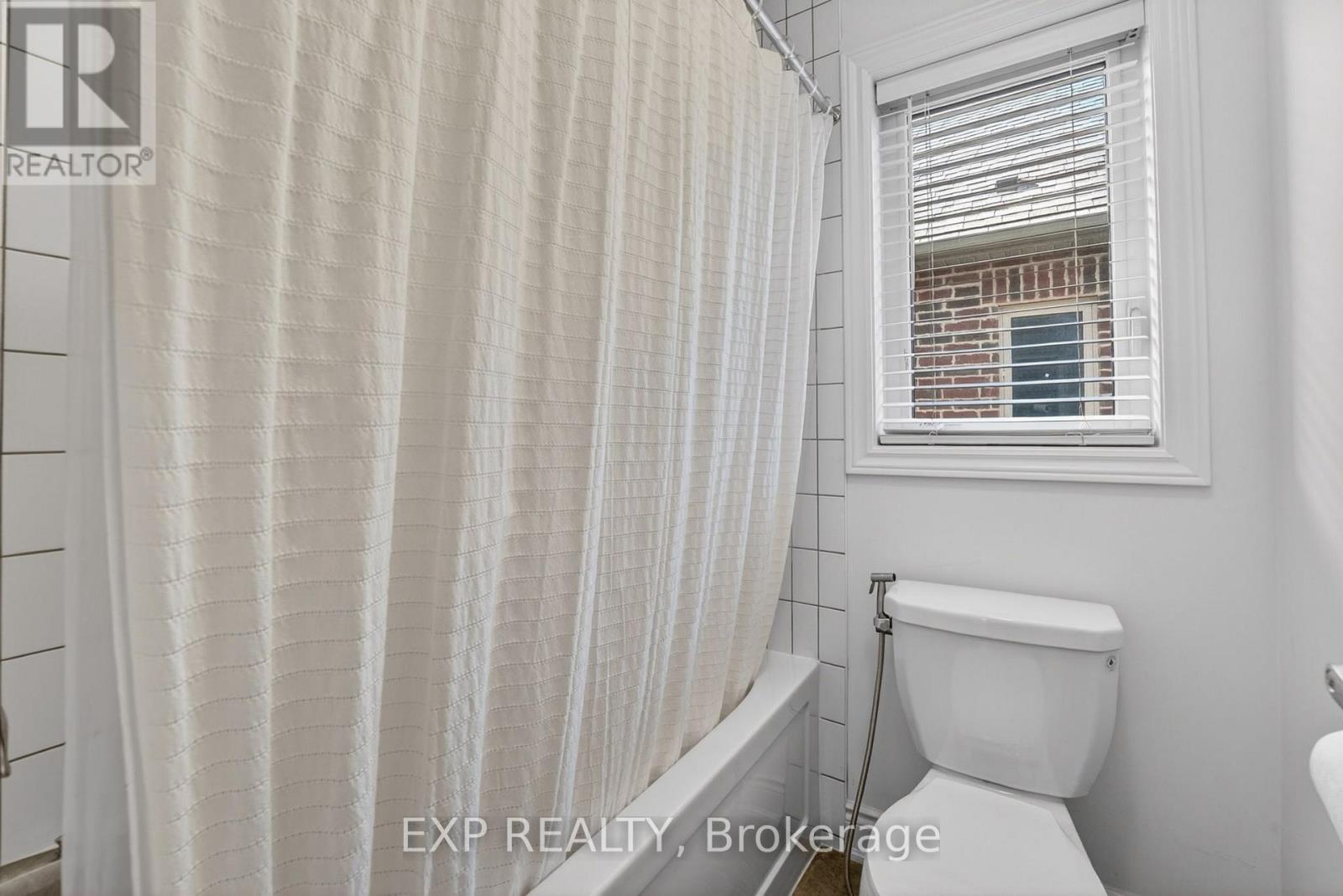 14 Venture Way, Thorold, Ontario  L2V 0G9 - Photo 36 - X13175364