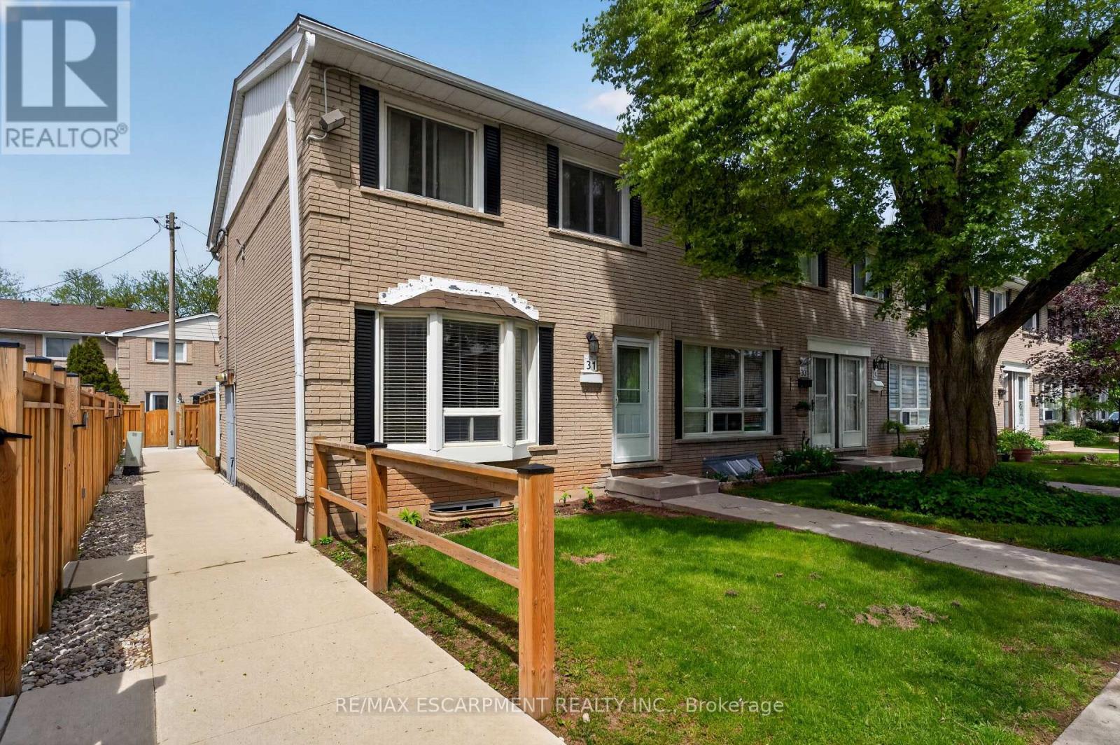 31 - 2700 BARTON STREET E, Hamilton, Ontario