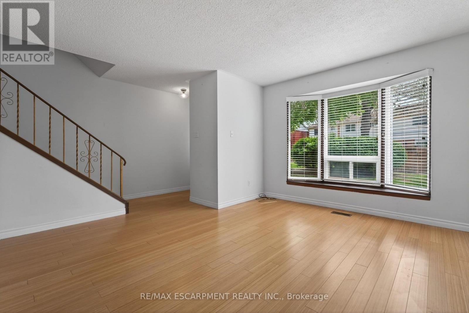 31 - 2700 Barton Street E, Hamilton, Ontario  L8E 2J7 - Photo 8 - X13175234