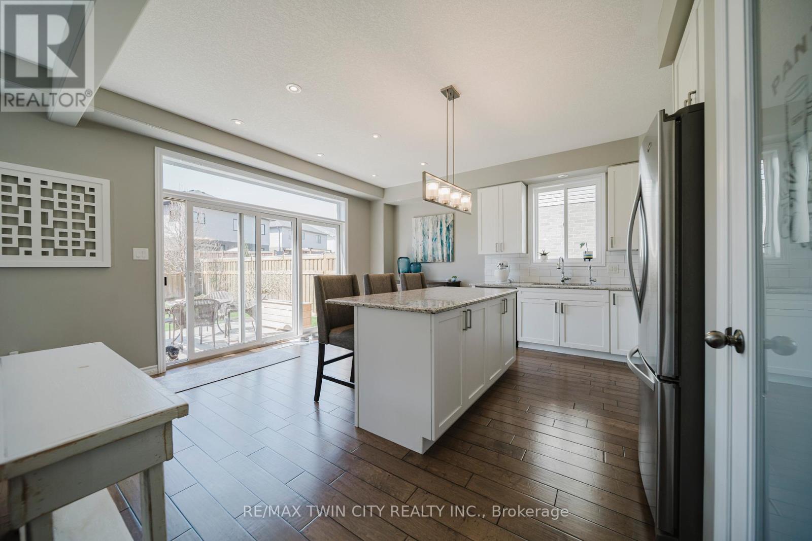 597 Sundew Drive, Waterloo, Ontario  N2V 0B9 - Photo 19 - X13175278