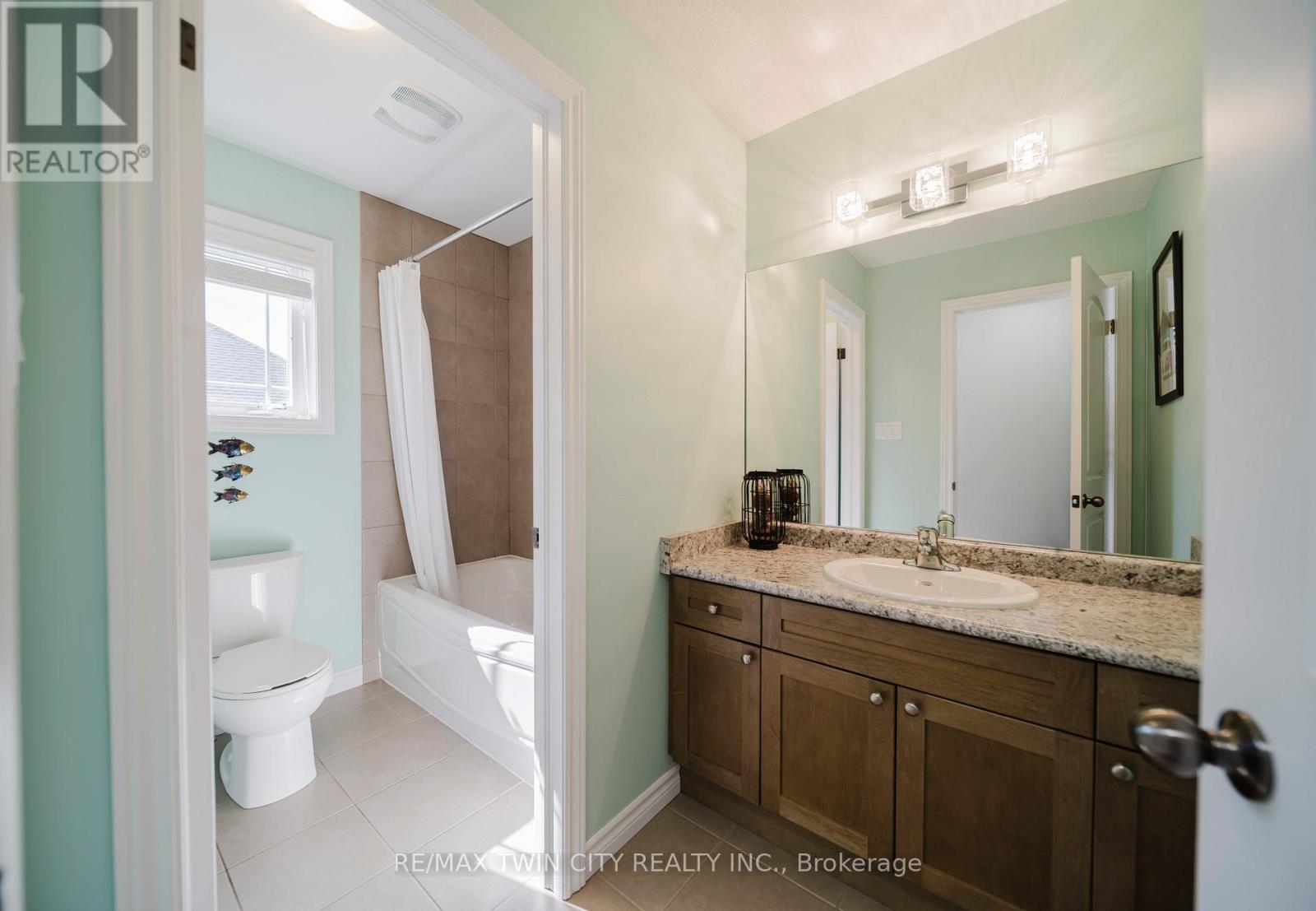597 Sundew Drive, Waterloo, Ontario  N2V 0B9 - Photo 30 - X13175278