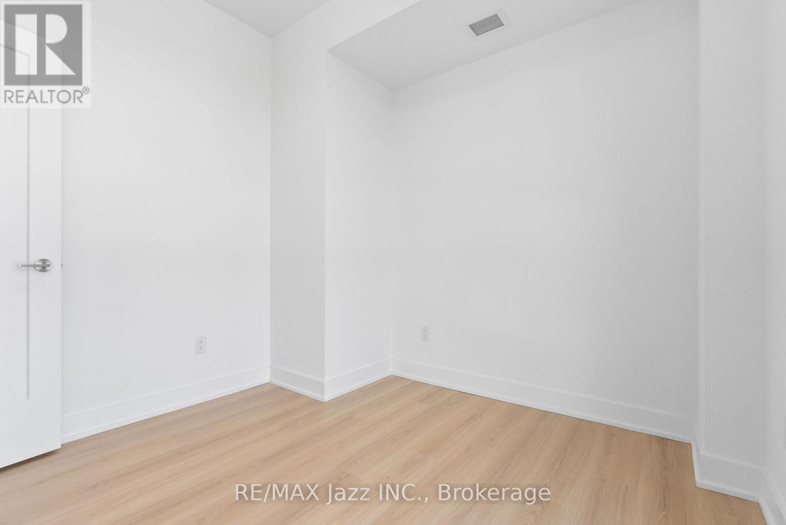 Ph 16 - 2545 Simcoe Street N, Oshawa, Ontario  L1L 0W3 - Photo 24 - E13175582