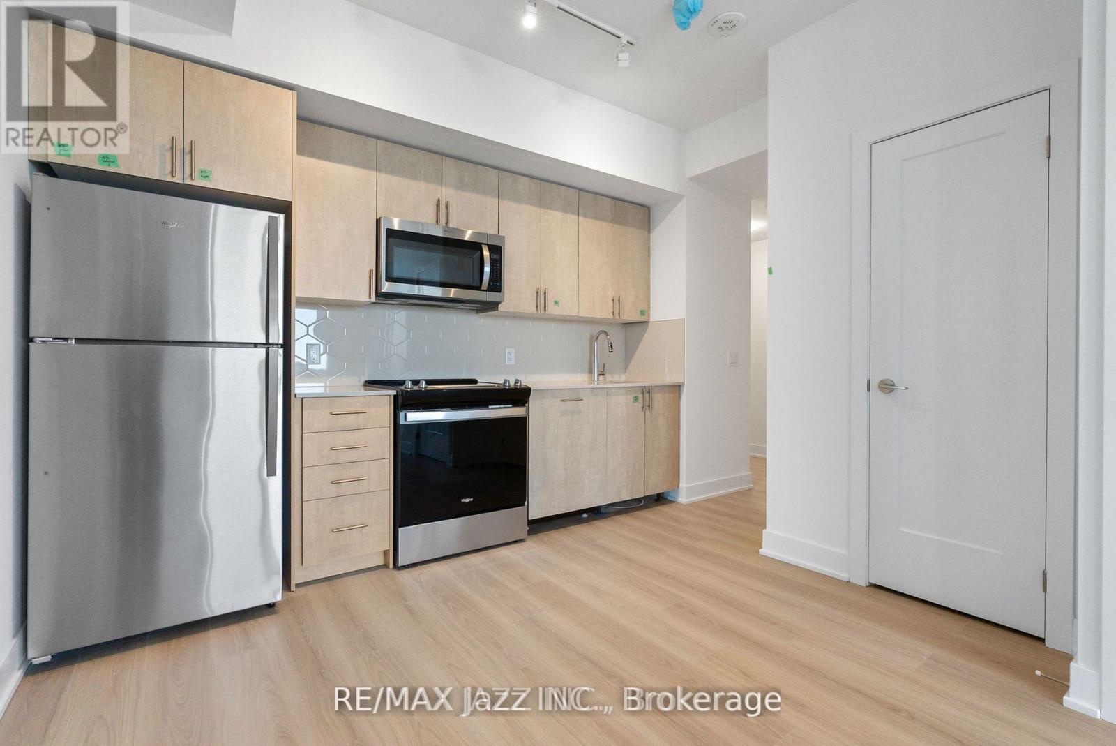 Ph 16 - 2545 Simcoe Street N, Oshawa, Ontario  L1L 0W3 - Photo 8 - E13175582