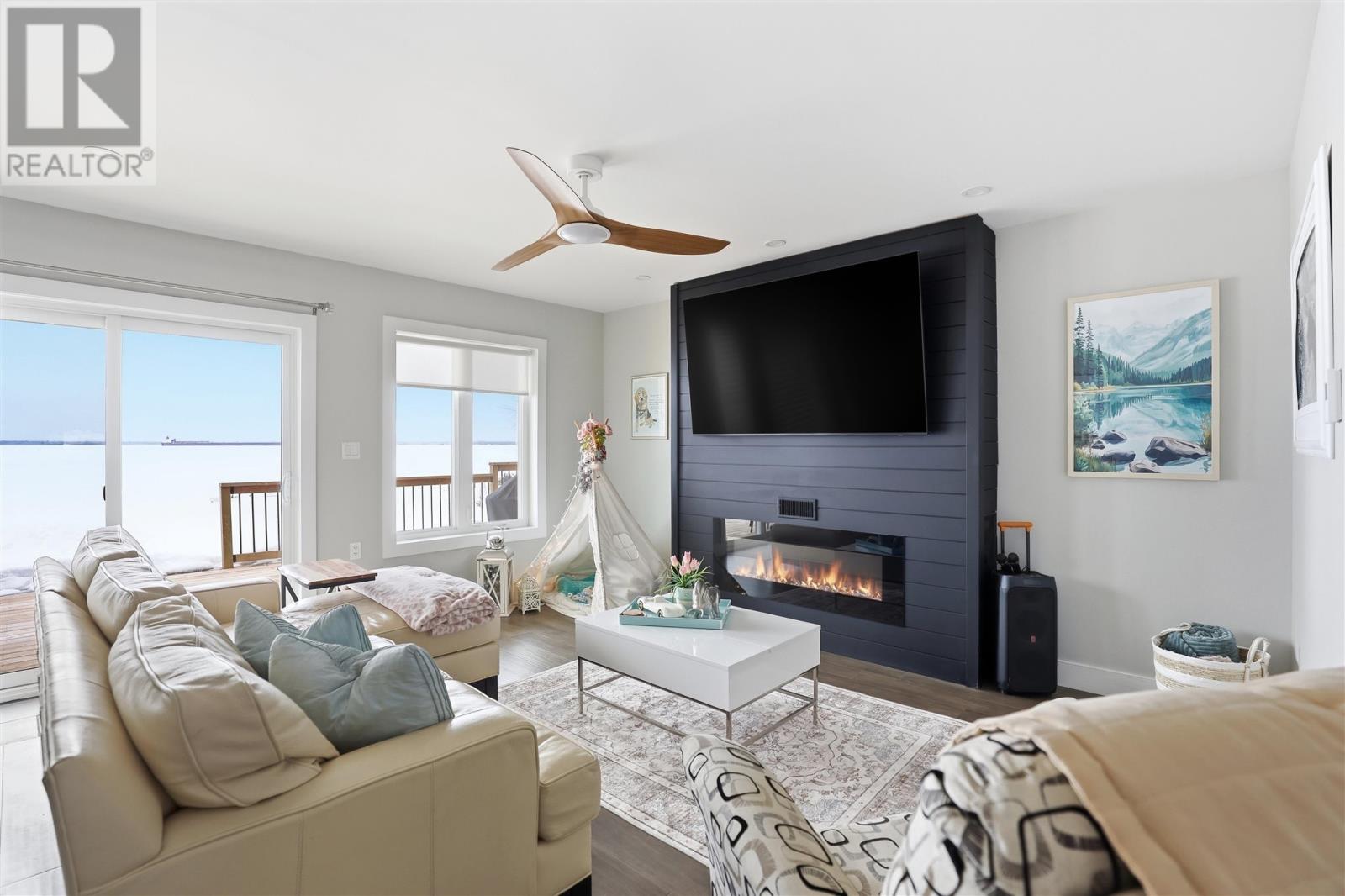 2875 Green St, Richards Landing, Ontario  P0R 1J0 - Photo 23 - SM260665