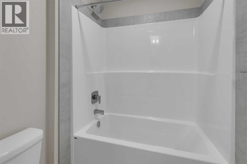 52 Lewisburg Close NE, Calgary, Alberta  T3P 2N4 - Photo 25 - A2284188