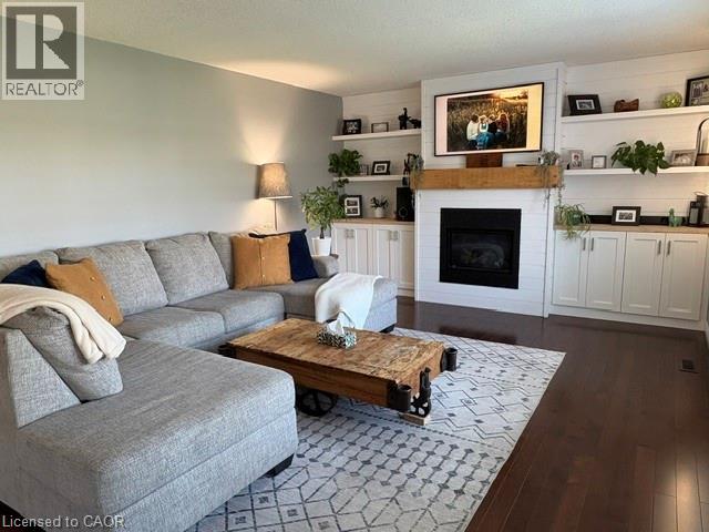 455 Alan Crescent, Woodstock, Ontario N4S 0B9 - Photo 3 - 40833558