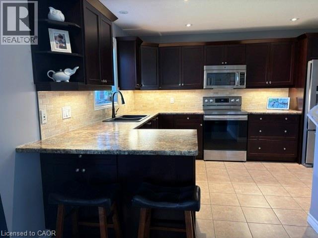 455 Alan Crescent, Woodstock, Ontario N4S 0B9 - Photo 8 - 40833558