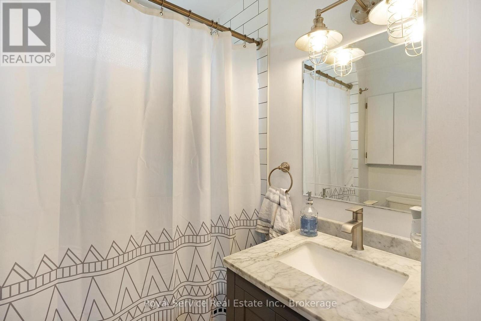 136 Onderdonk Lane, Prince Edward County, Ontario  K0K 1L0 - Photo 18 - X13175534