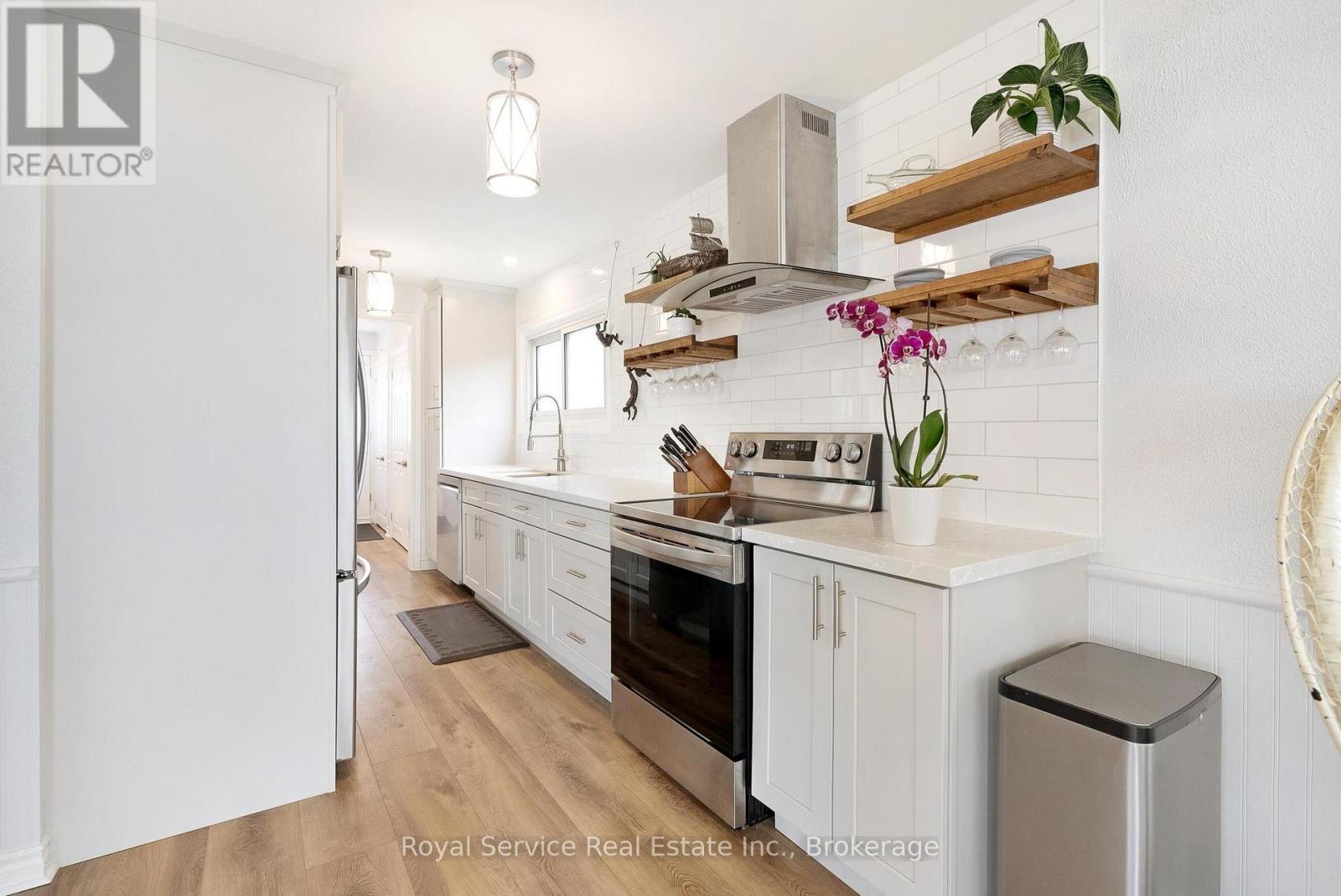 136 Onderdonk Lane, Prince Edward County, Ontario  K0K 1L0 - Photo 6 - X13175534