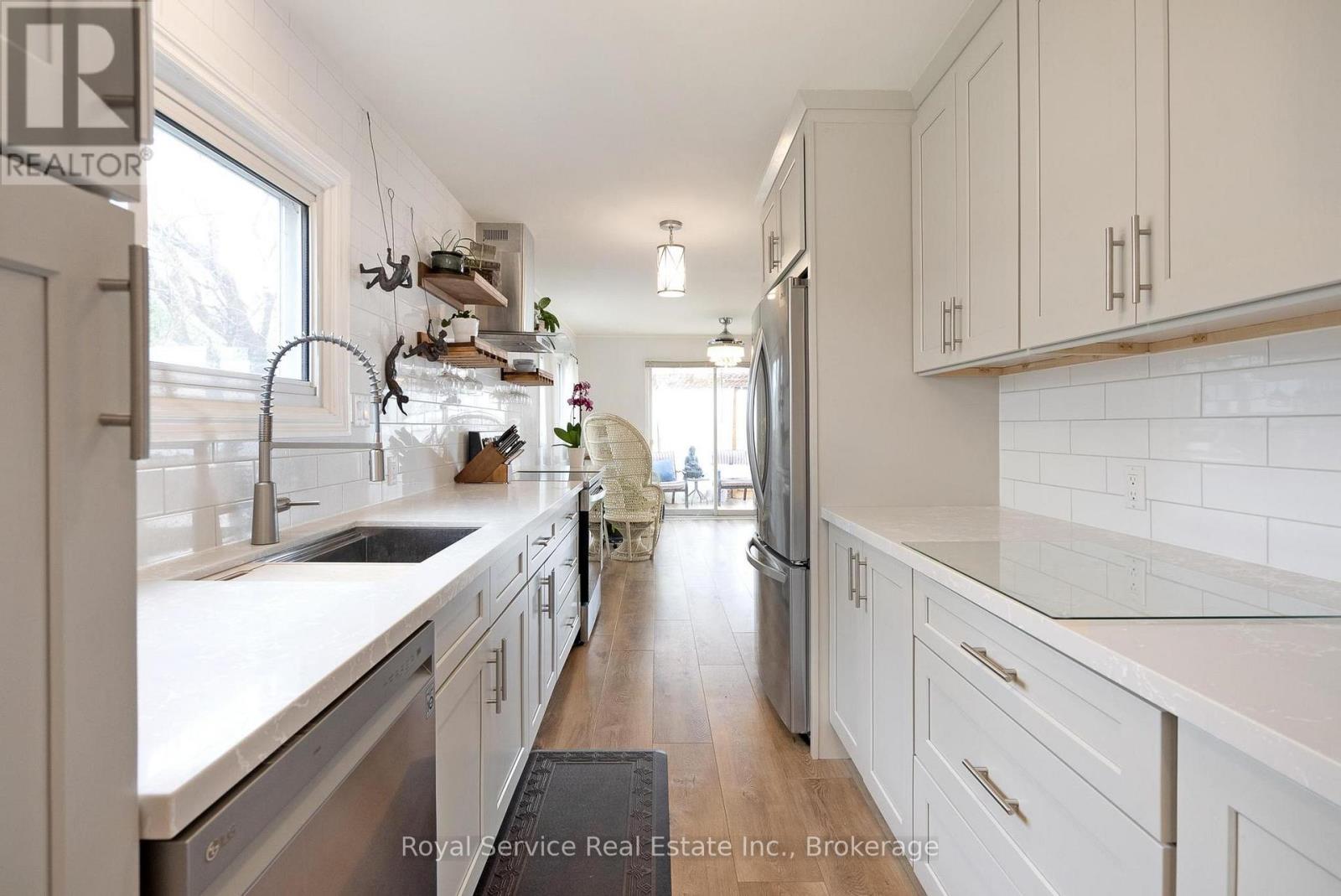 136 Onderdonk Lane, Prince Edward County, Ontario  K0K 1L0 - Photo 8 - X13175534