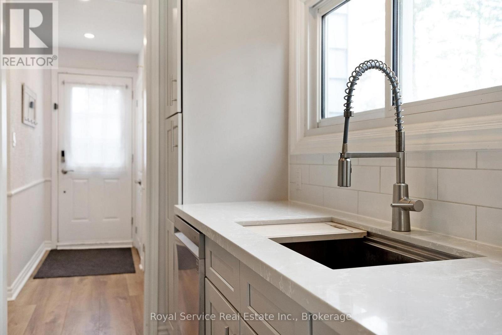 136 Onderdonk Lane, Prince Edward County, Ontario  K0K 1L0 - Photo 9 - X13175534